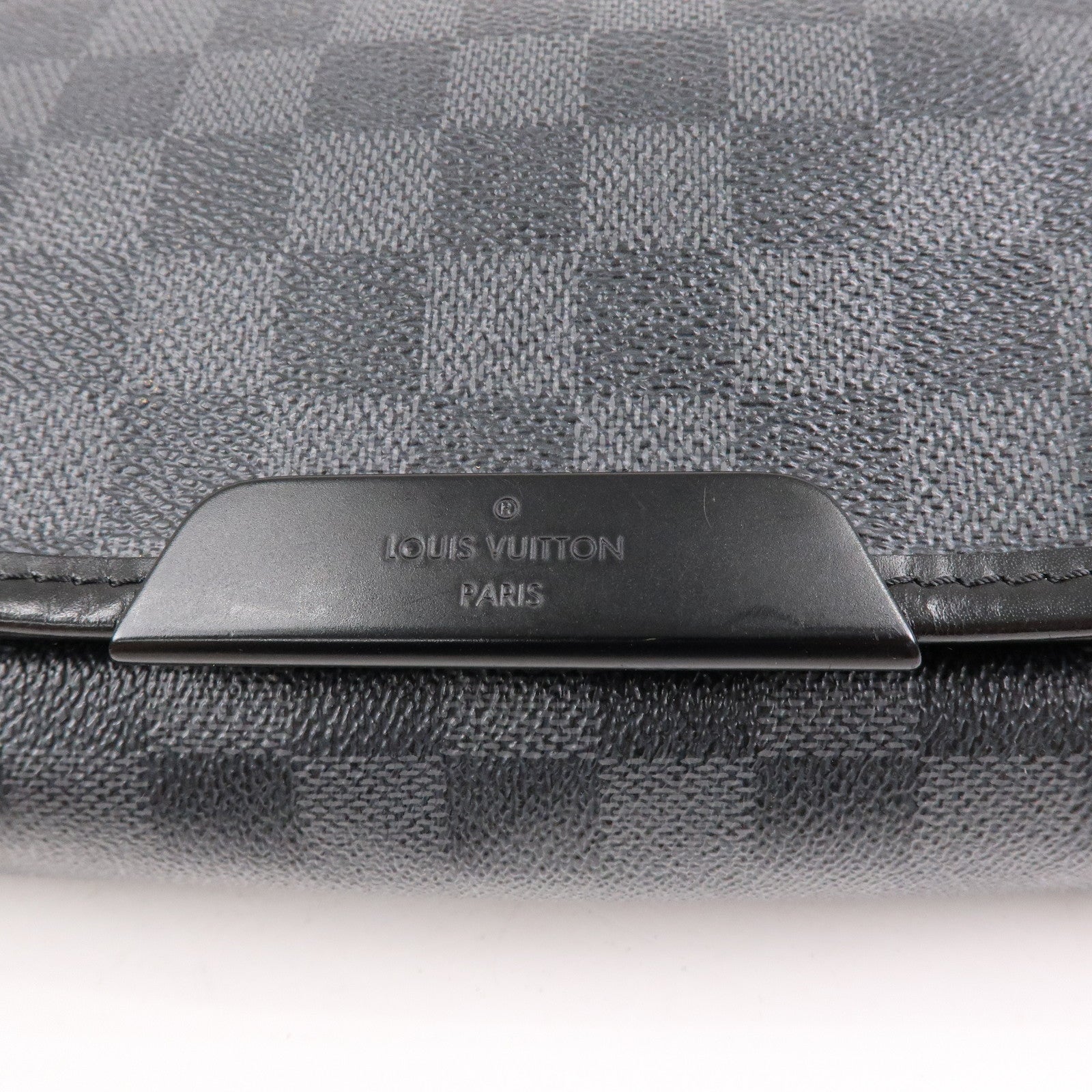 Louis Vuitton Damier Graphite Daniel MM Shoulder Bag N58029