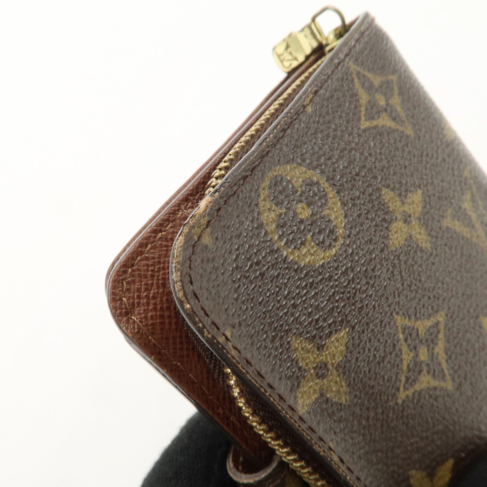 Louis Vuitton Louis Monogram Compact Small Zippy Wallet M61667 Used