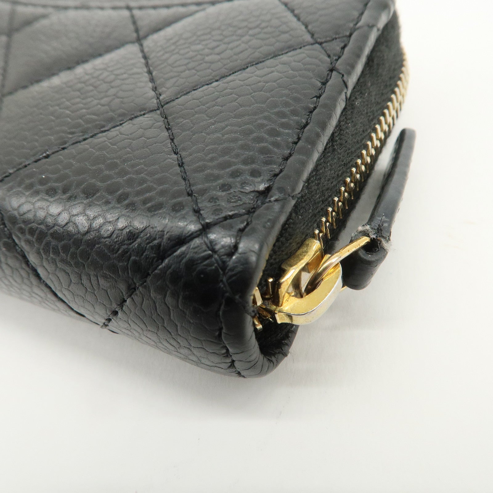 CHANEL Matelasse Caviarskin Classic Zippy Coin Case Black AP0216