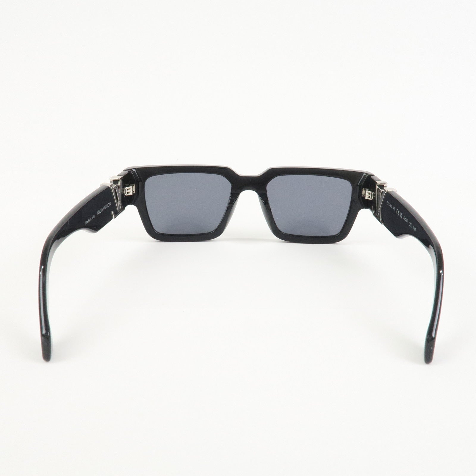 Louis Vuitton LV Sleek Square Plastic Sunglasses Black Z2178E