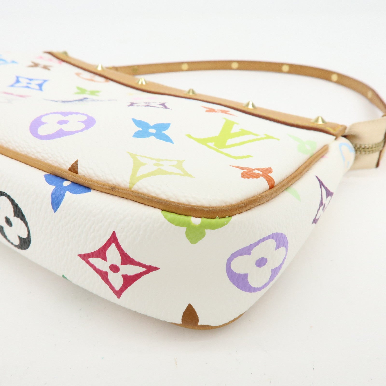 Louis Vuitton Monogram Multicolor Pochette Accessoires Blanc M92649