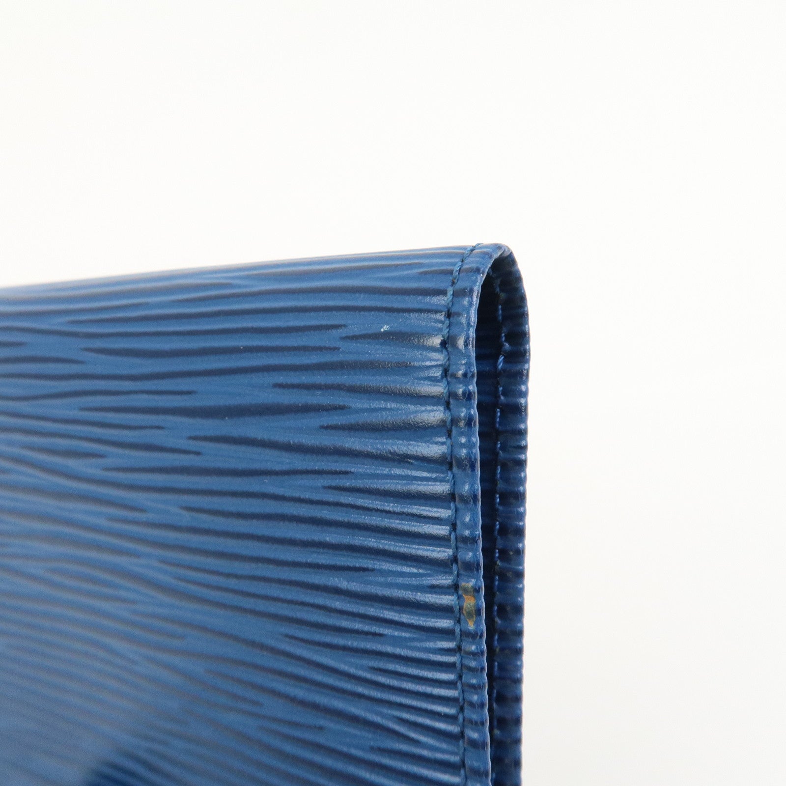 LLouis Vuitton Epi Porte 2 Cartes Vertical Card Case Blue M63205