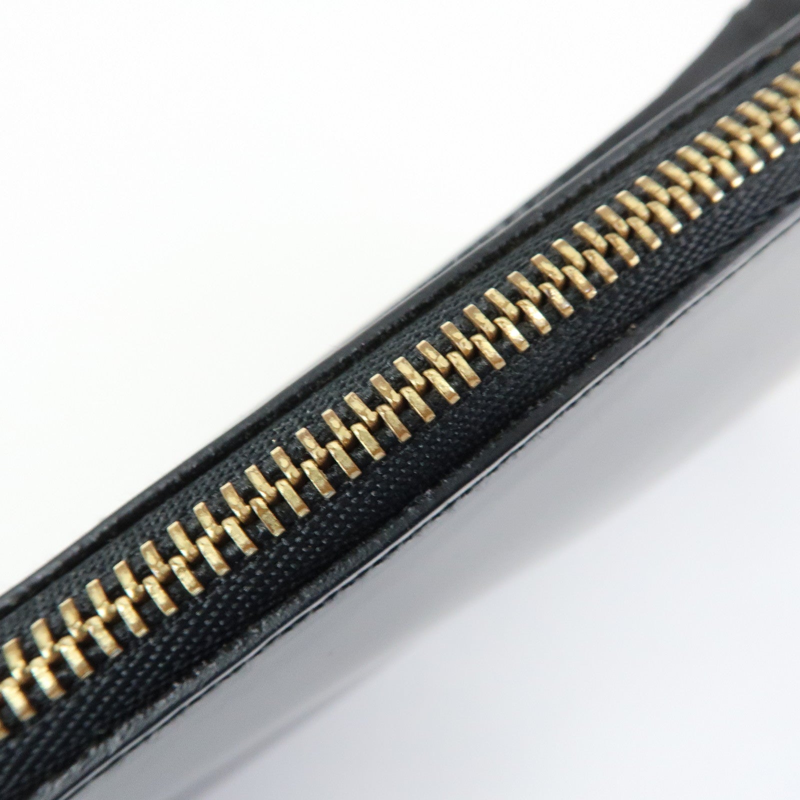 Ferragamo Ganchini Leather Shoulder Bag Hand Bag Black