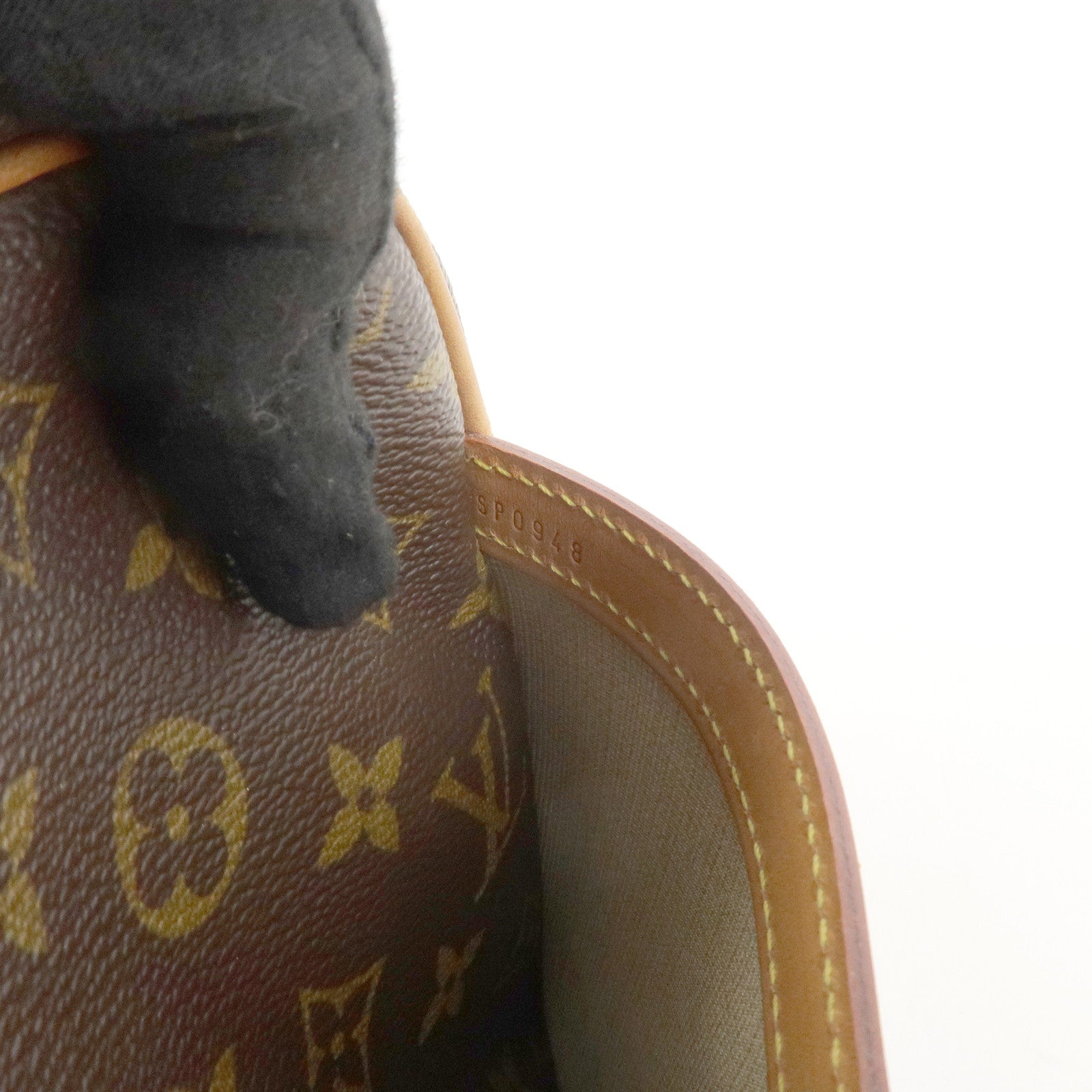 Louis Vuitton Monogram Reporter PM Shoulder Crossbody Bag M45254