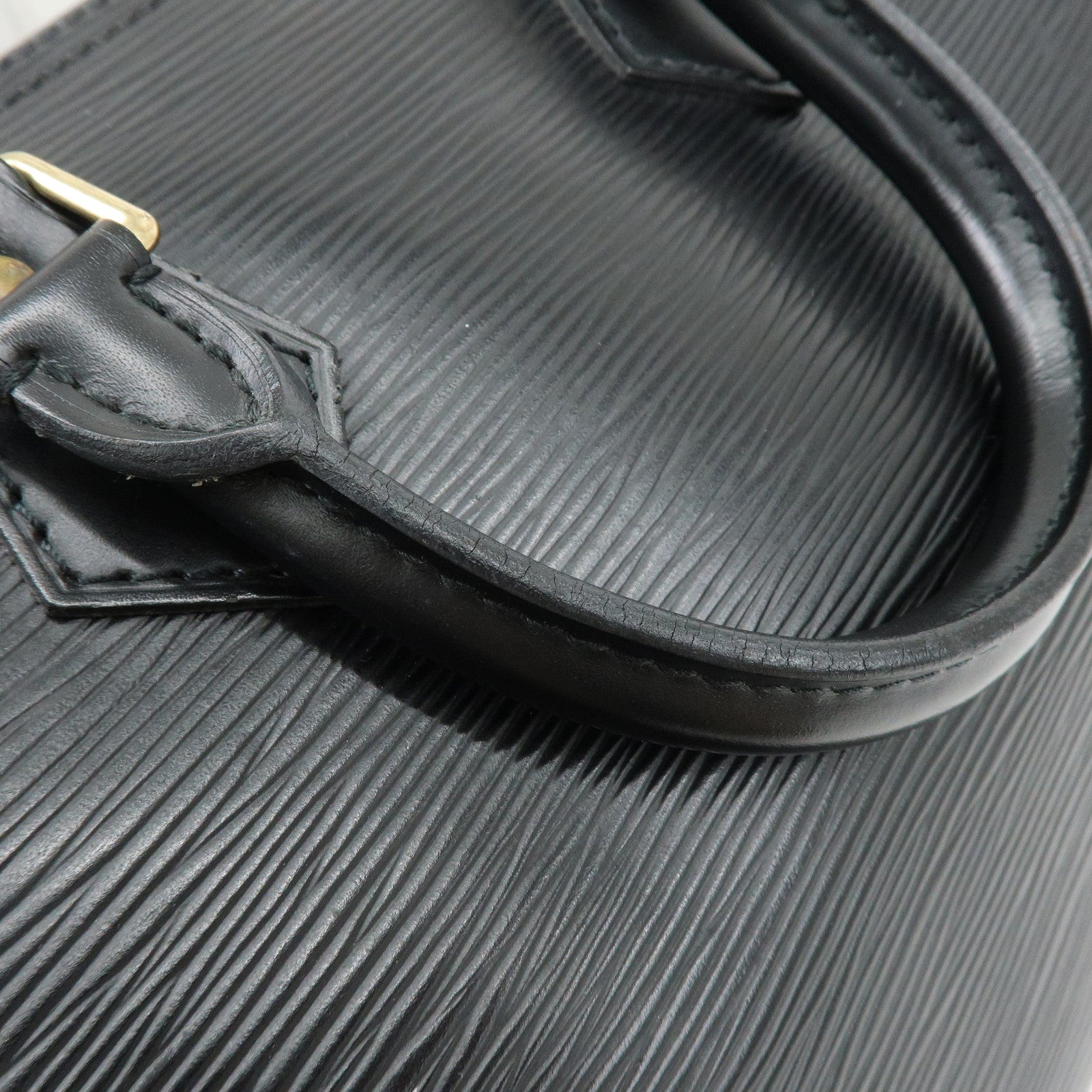 Louis Vuitton Epi Leather Speedy 25 Hand Bag Boston Bag Noir M59032