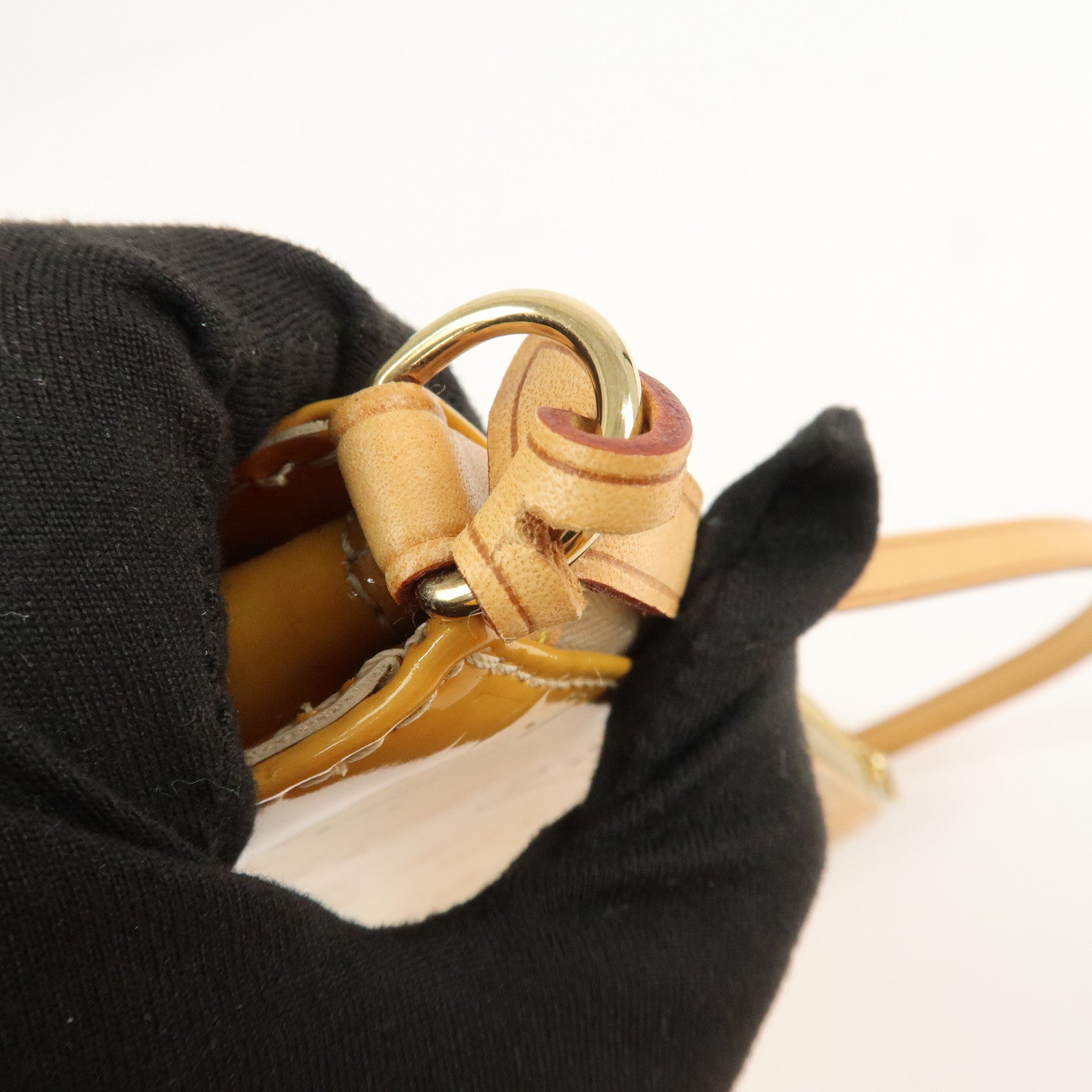 Louis Vuitton Monogram Vernis Lexington Accessoires Pouch M91010