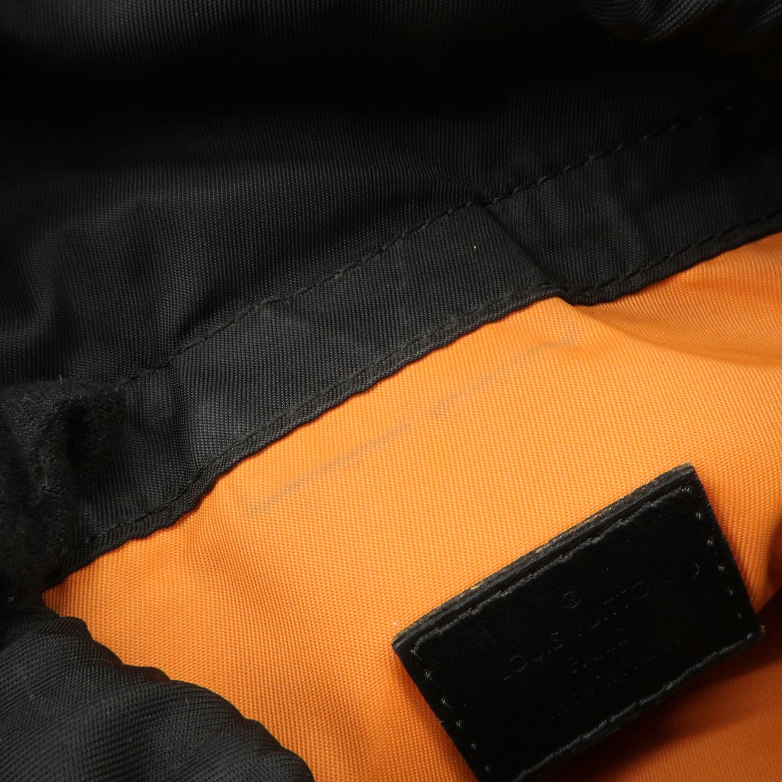 Louis Vuitton Monogram Shadow Chalk Leather Sling Bag Noir M44633 Used