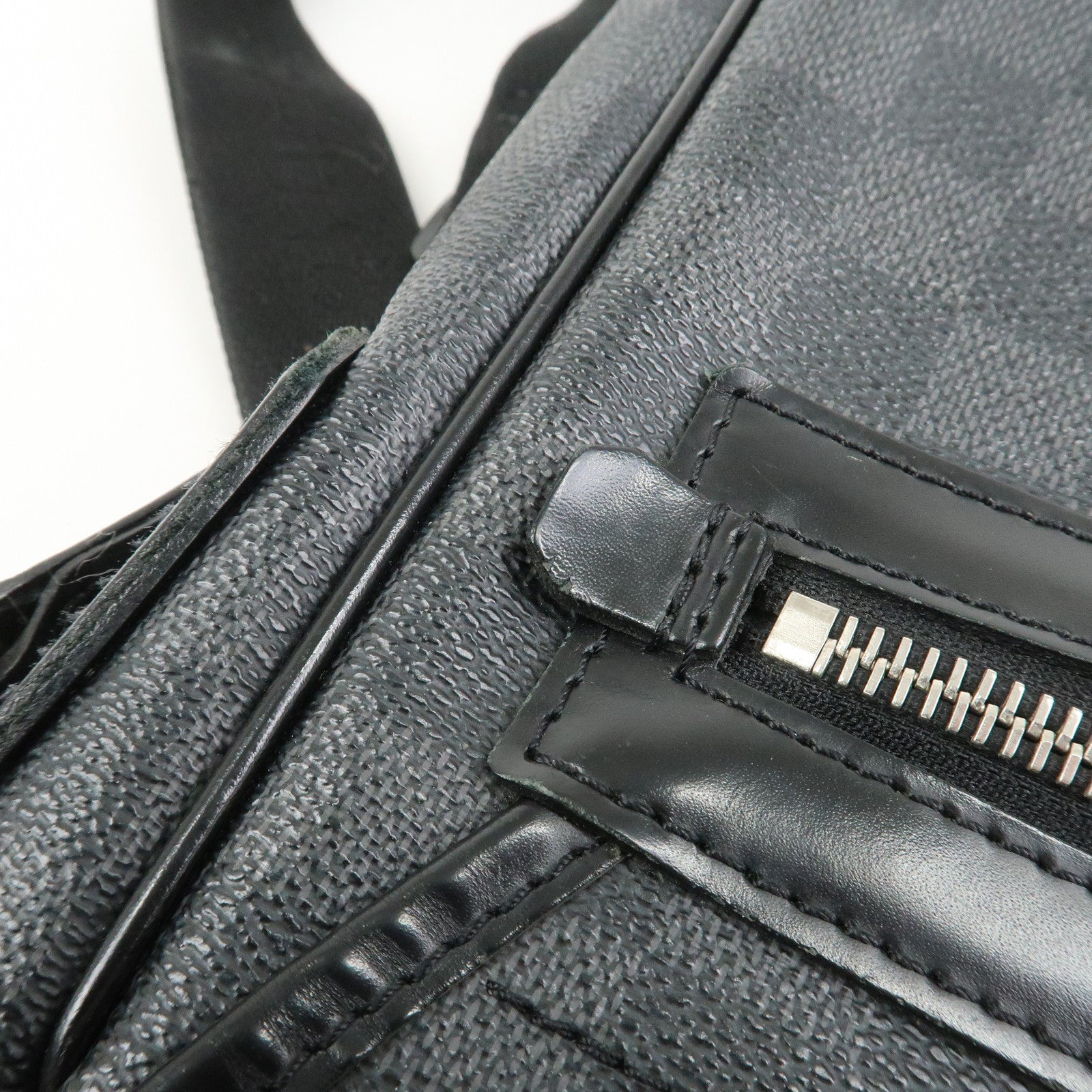 Louis Vuitton Damier Graphite Daniel MM Shoulder Bag N58029