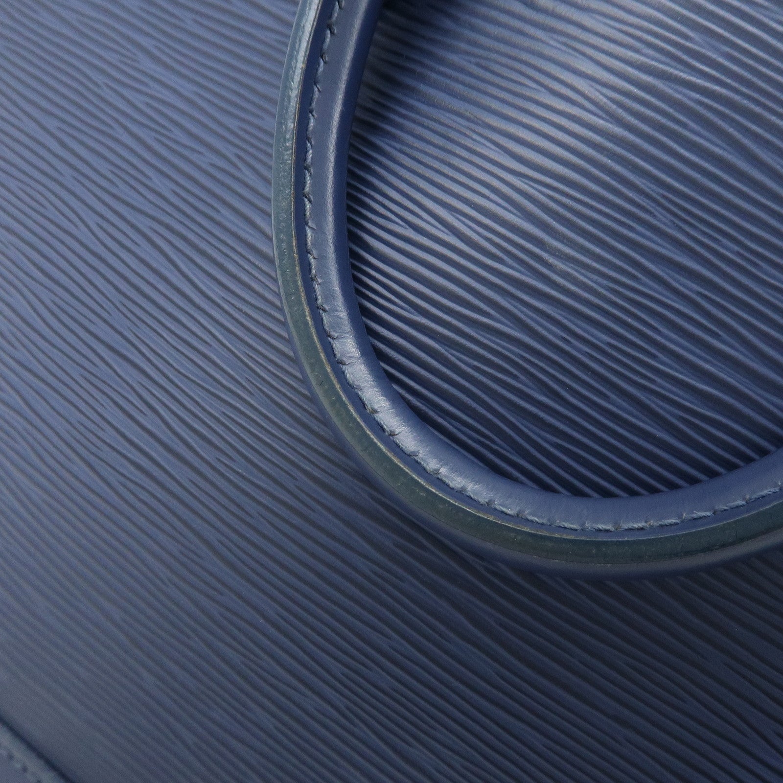 Louis Vuitton Epi Leather Alma PM Hand Bag Myrtille Blue M5214G