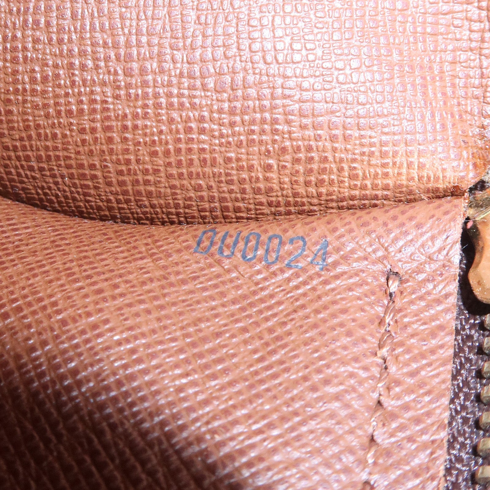 Louis Vuitton Monogram Papillon 26 Hand Bag New Style M51386 Used