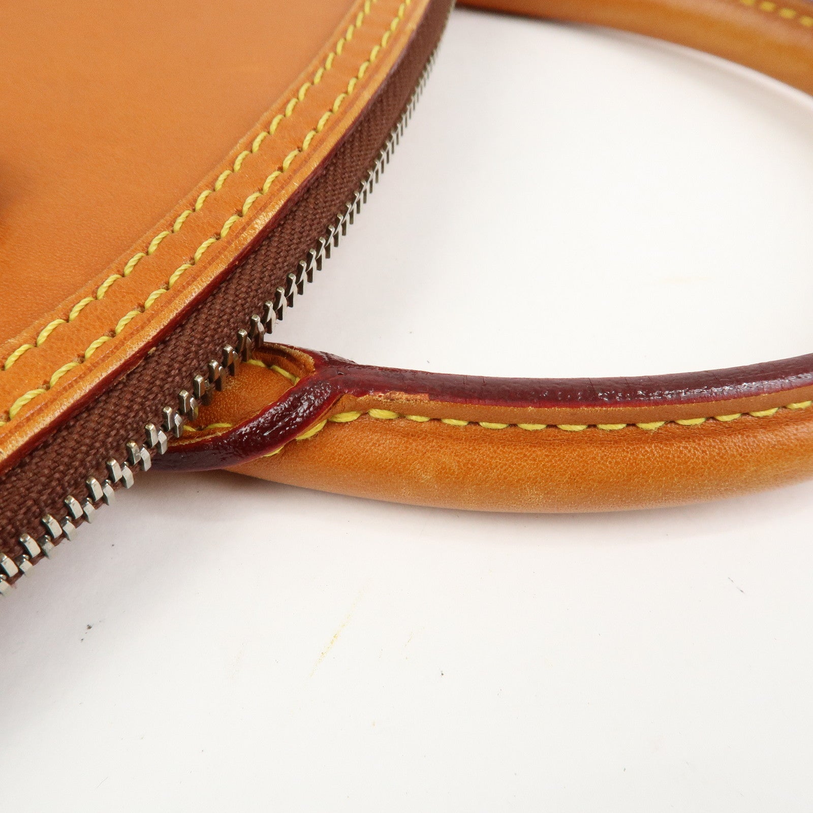 Louis Vuitton Lockit Nomade Leather Hand Bag Caramel Brown M85388