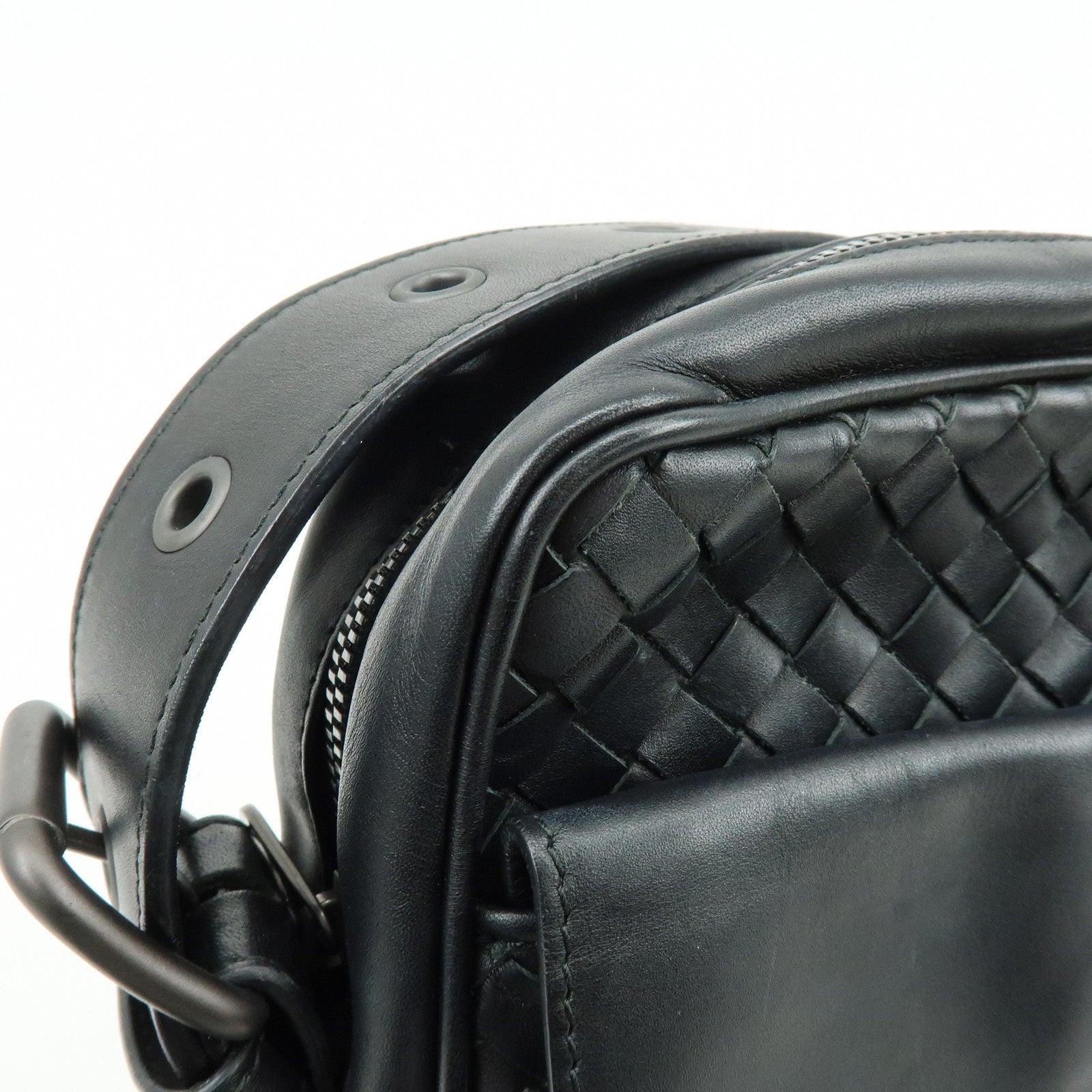 BOTTEGA VENETA Intrecciato Leather Shoulder Bag Black 163313