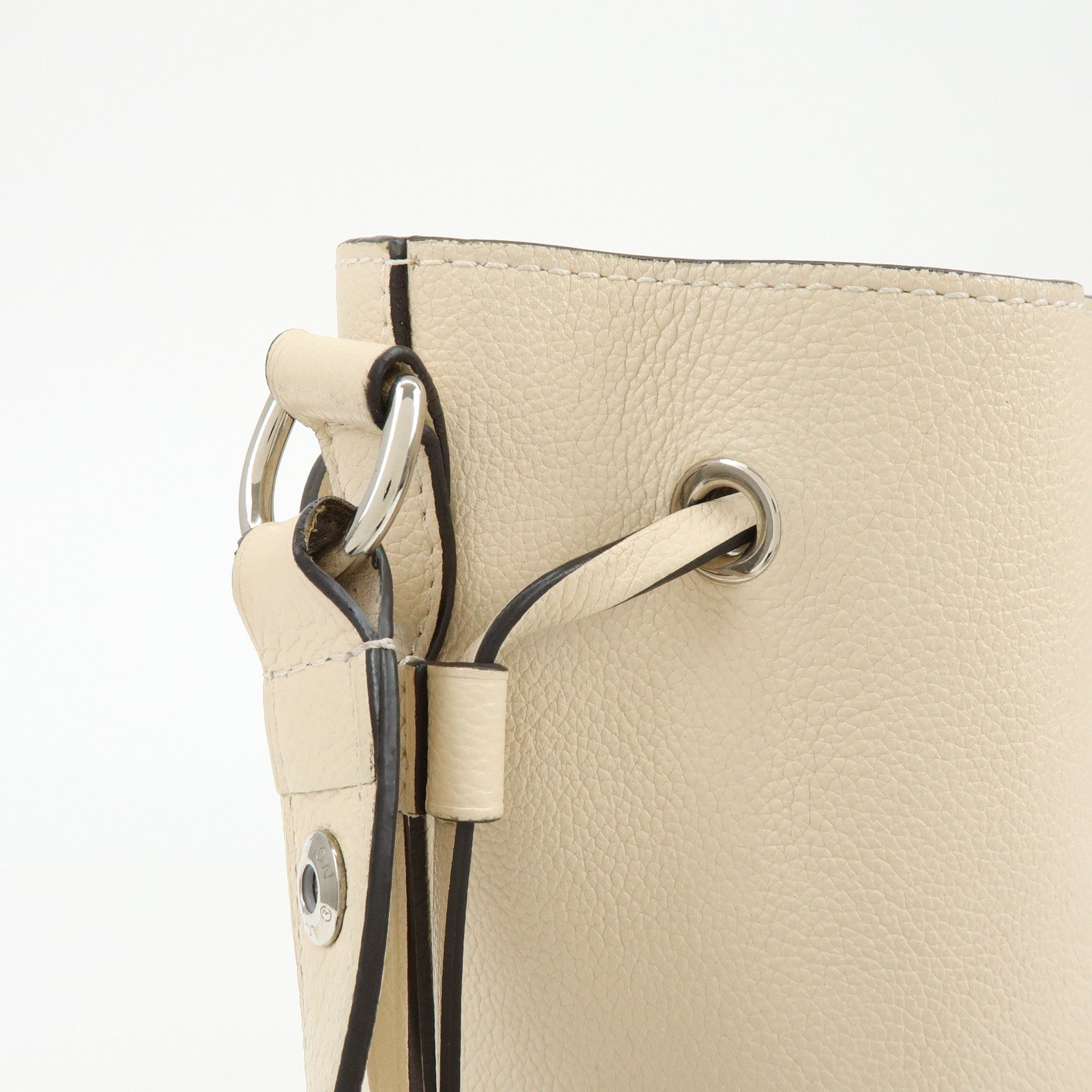 Louis Vuitton Lockme Calf Leather Bucket Shoulder Bag Flower M53081