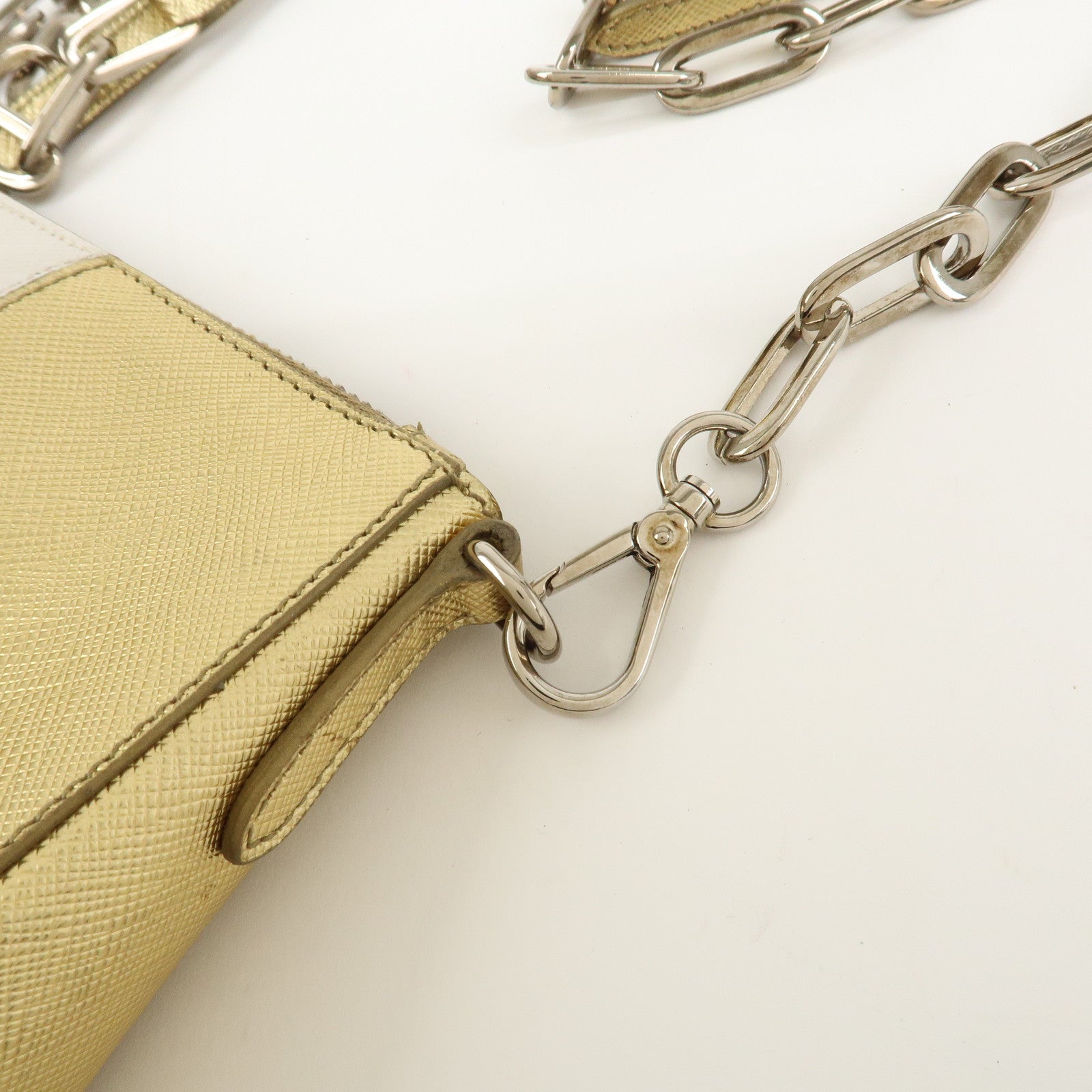 PRADA Logo Leather Crossbody Chain Shoulder Bag Gold BT947C