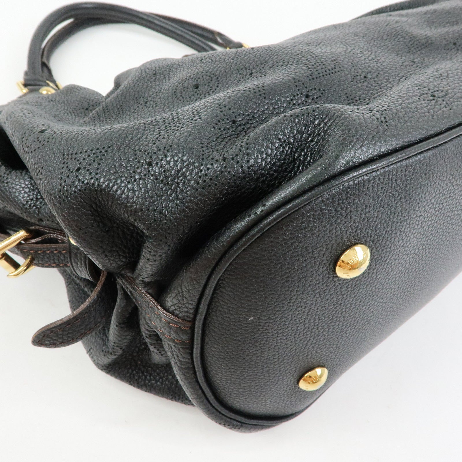 Louis Vuitton Monogram Leather Mahina L Shoulder Bag Noir M95765