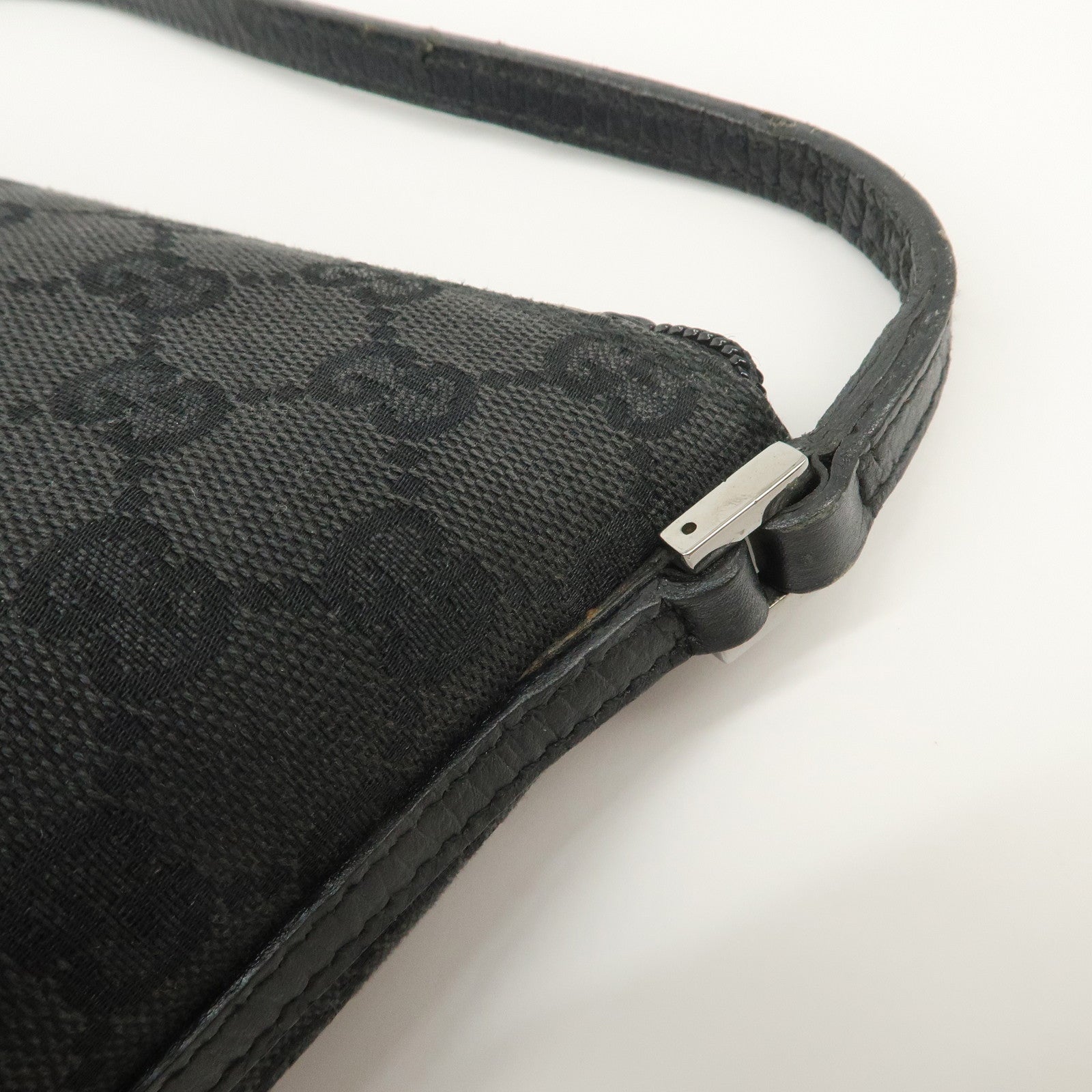 GUCCI Logo GG Canvas Leather Boat Bag Hand Bag Black 07198