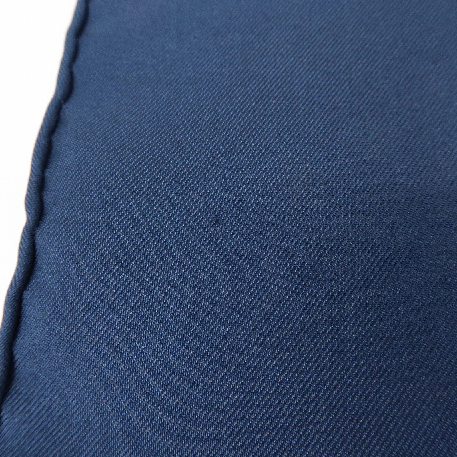 HERMES Carre 90 Silk 100% Scarf COUVEE D HERMES Egg Print Navy Gold