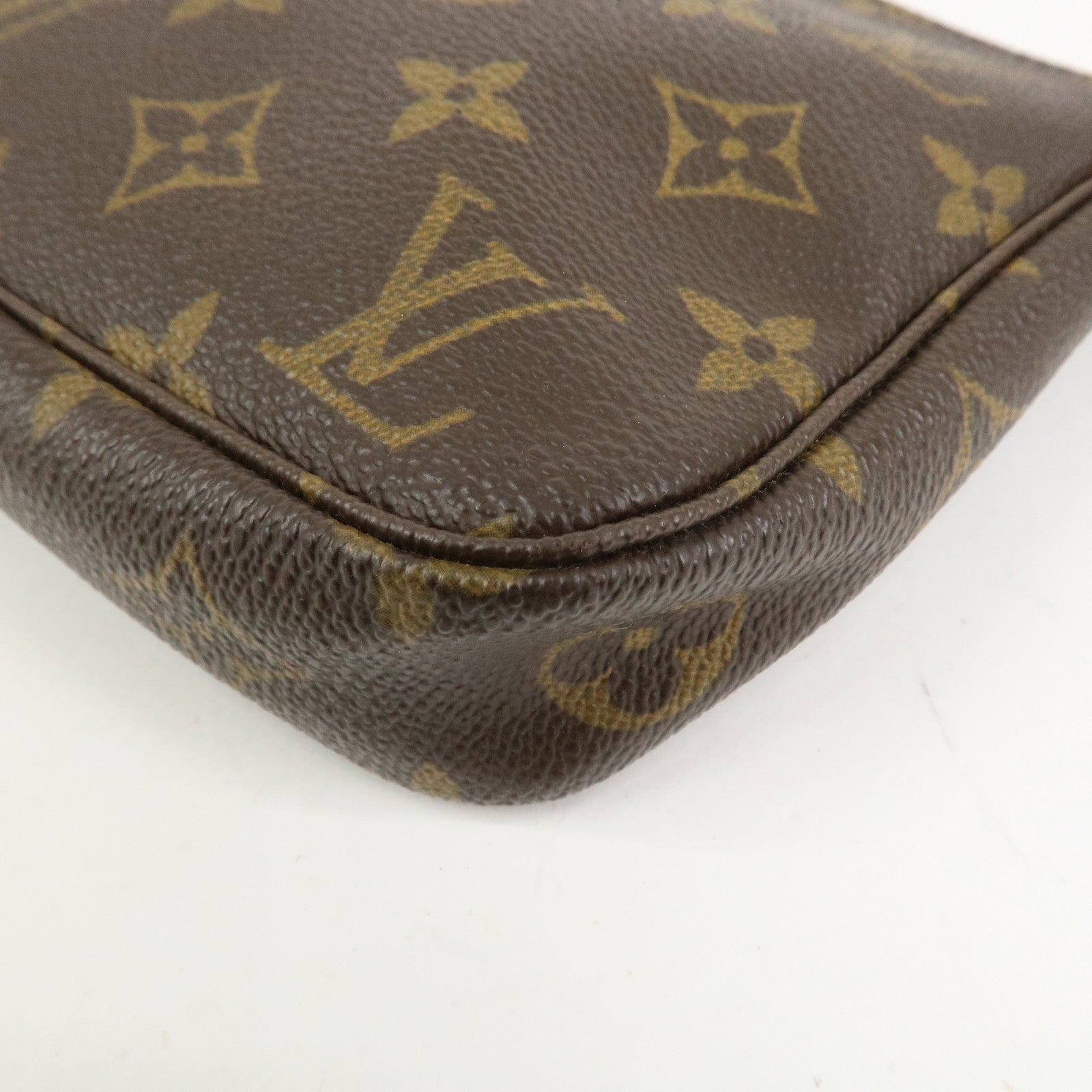 Louis Vuitton Monogram Pochette Accessoires Pouch Hand Bag M51980