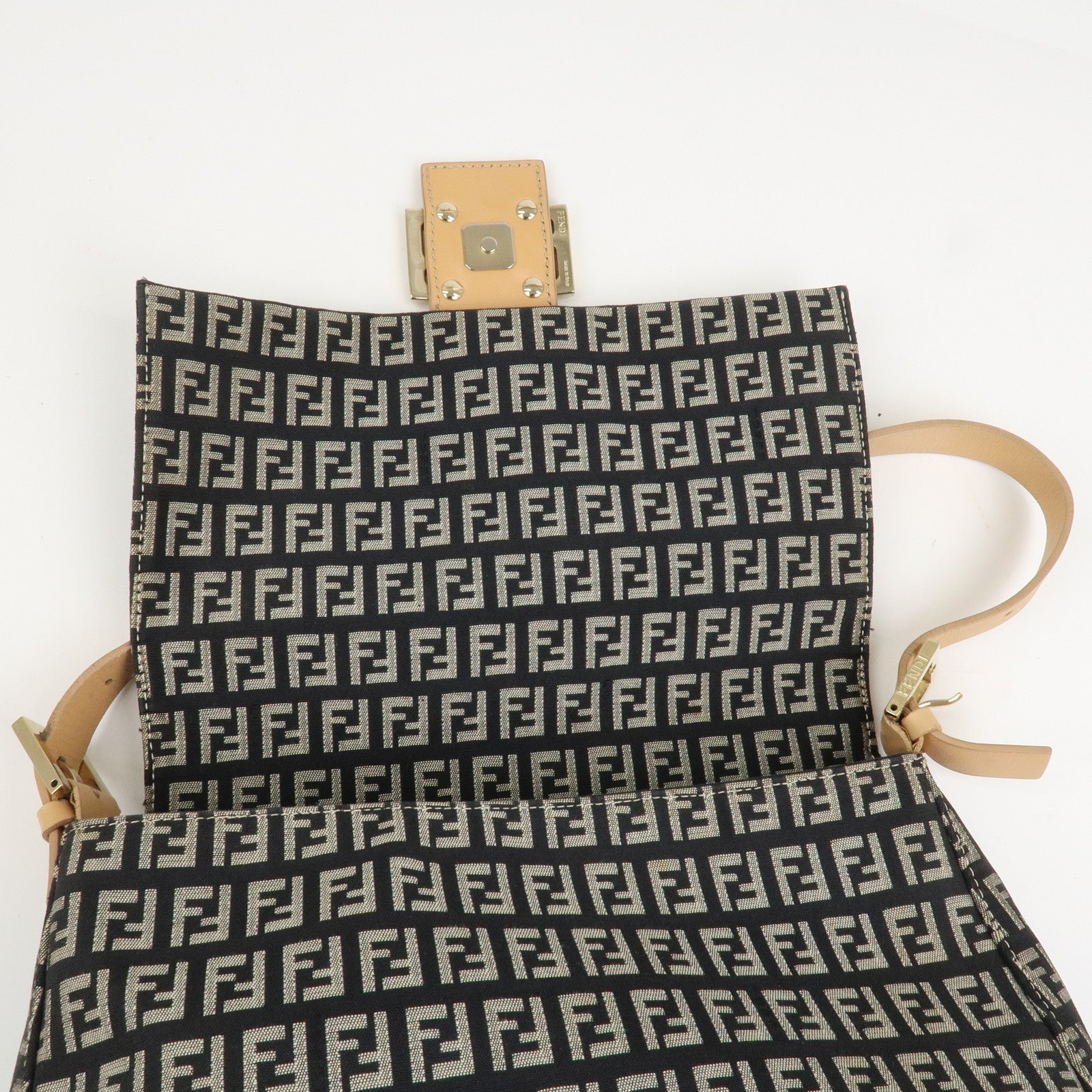 FENDI Mamma Baguette Canvas Leather Shoulder Bag 8BR001