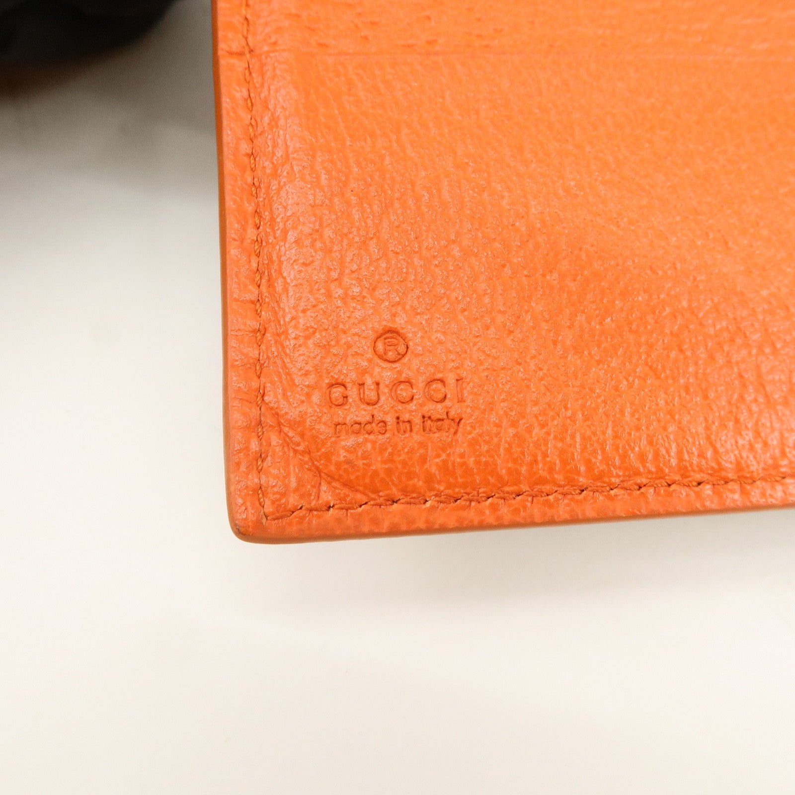 GUCCI GG Supreme Compact Bi-fold Wallet Beige Orange 768244