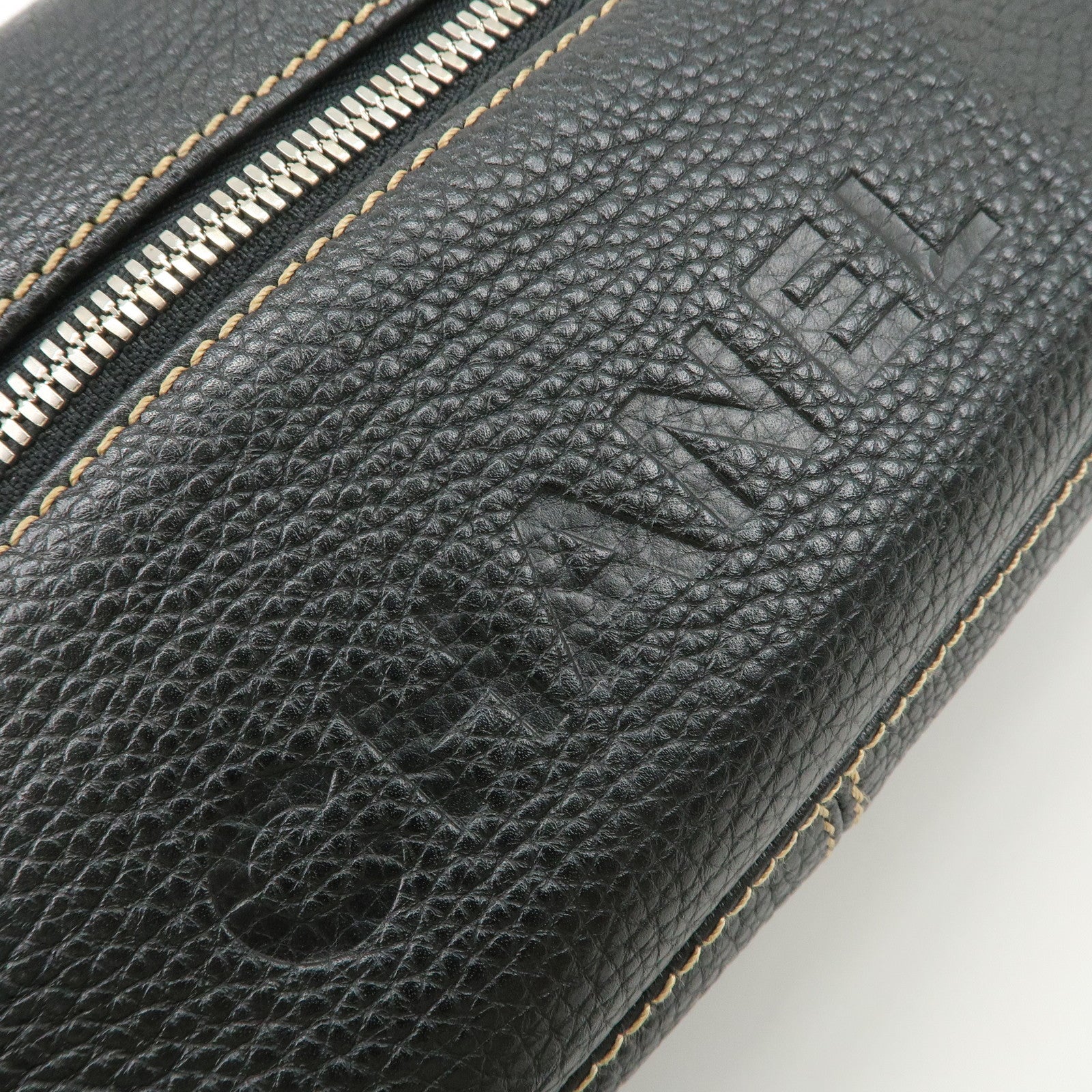 CHANEL Caviar Skin Leather Logo Fringe Shoulder Bag Gold HDW Black Used