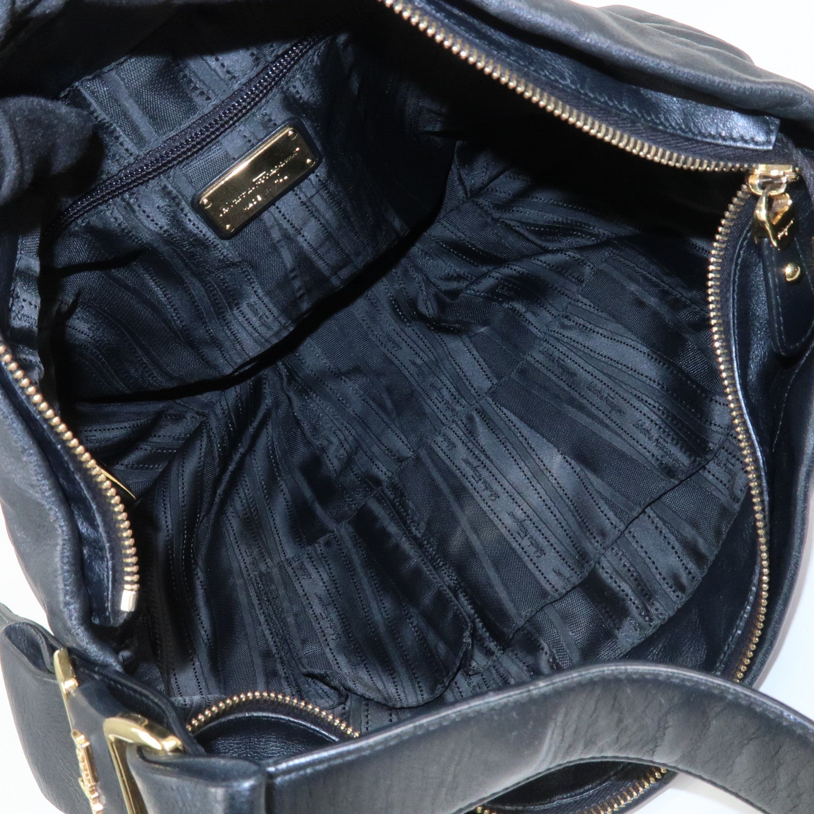 Ferragamo Vara Ribbon Leather Shoulder Bag Hand Bag Black