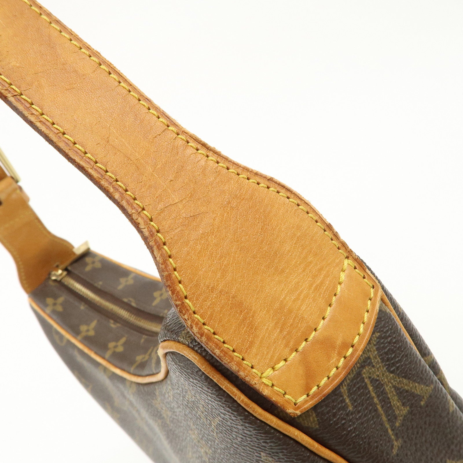 Louis Vuitton Monogram Croissant MM Shoulder Bag M51512