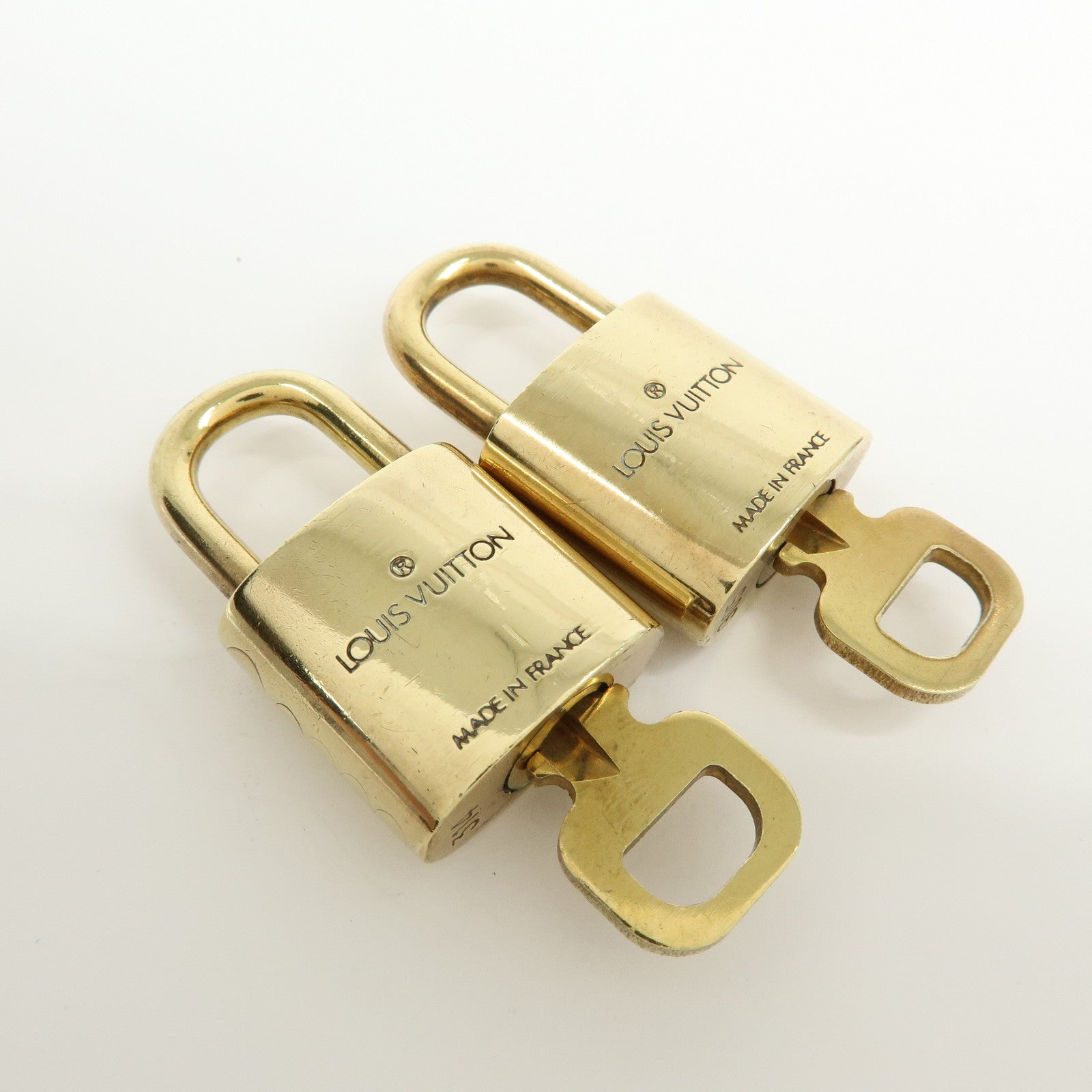 Louis Vuitton Set of 10 Lock & Key Cadena Key Lock Used