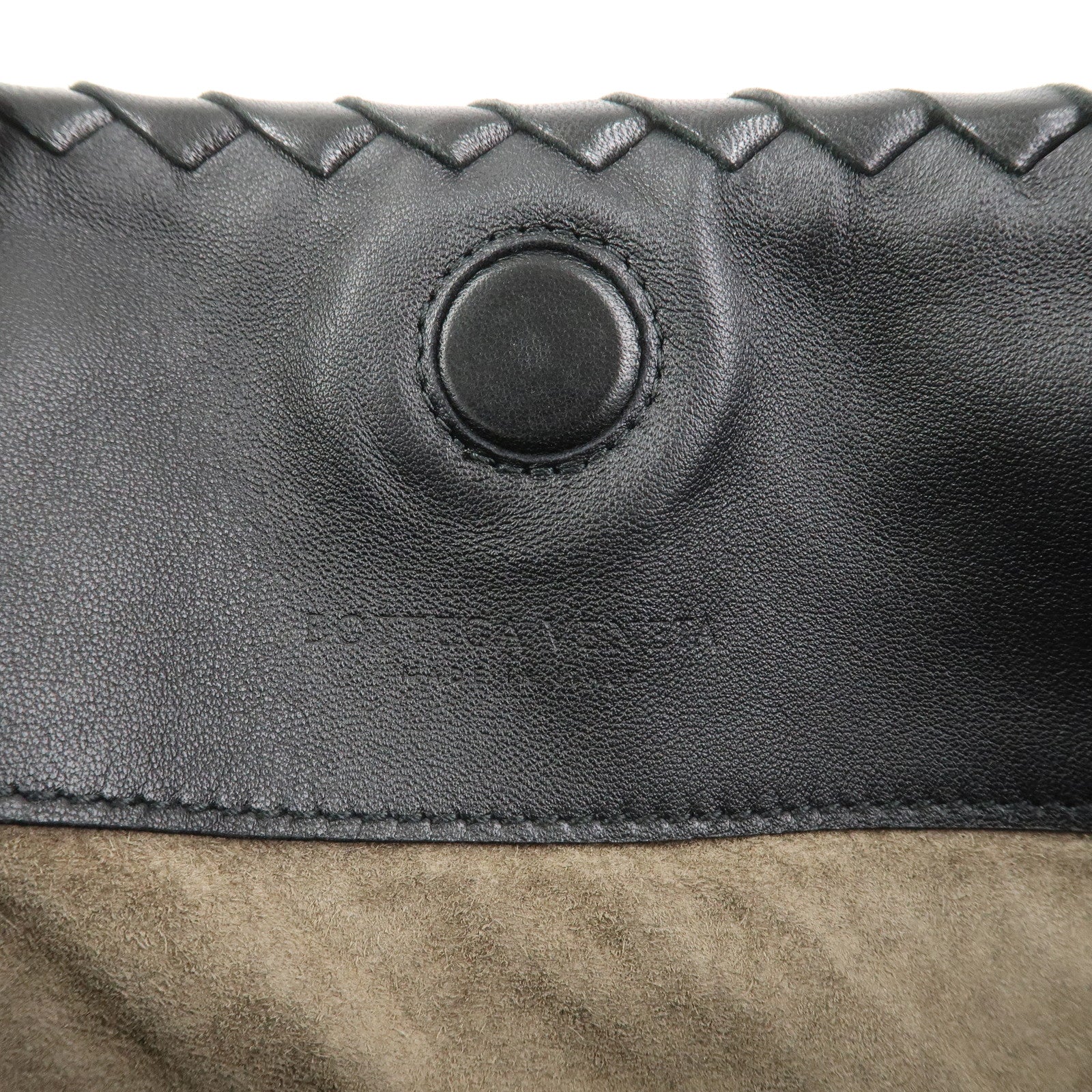 BOTTEGA VENETA Intrecciato Leather Chain Shoulder Bag Black 293747