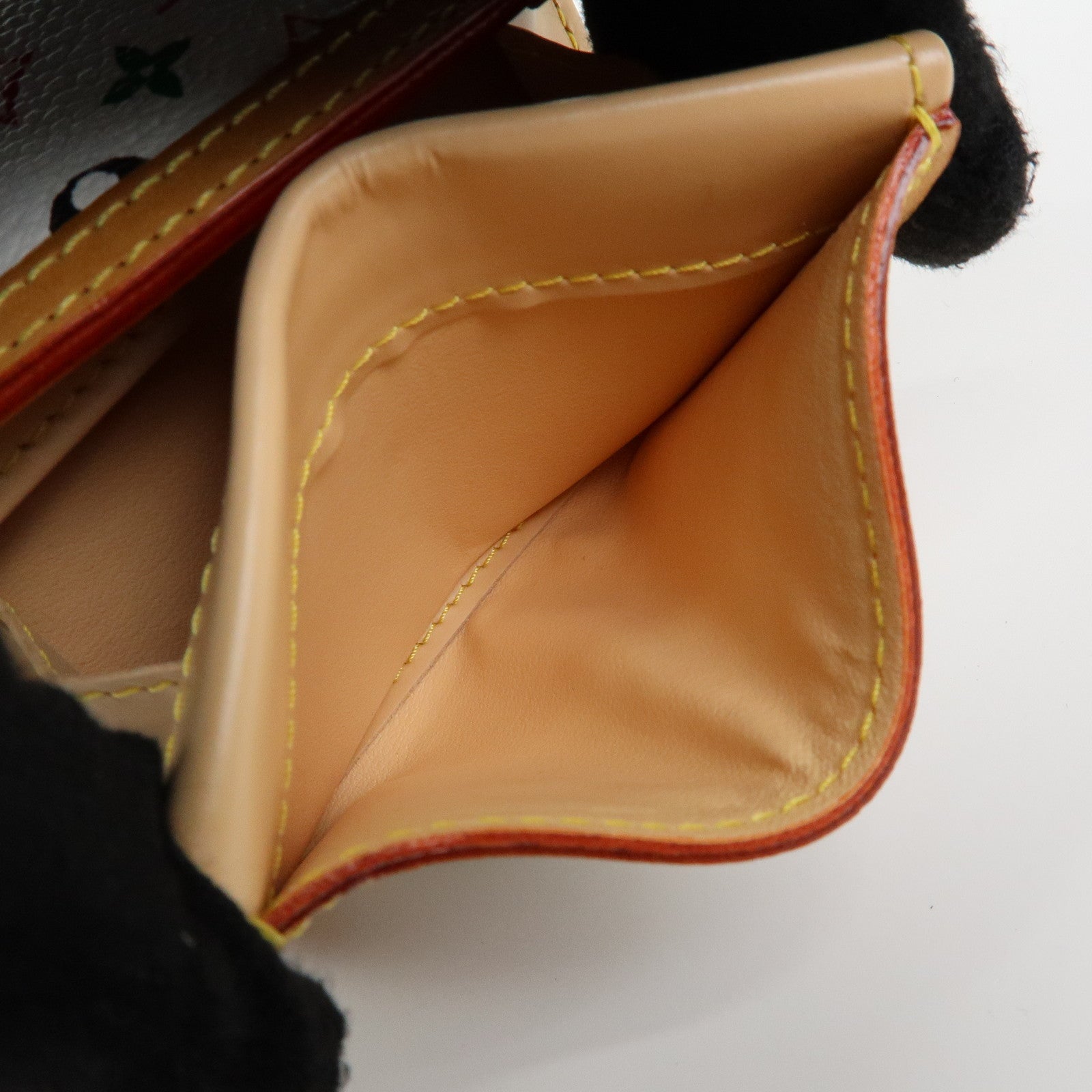 Louis Vuitton Monogram Porte Monnaie Plat Coin Case Blanc M92657