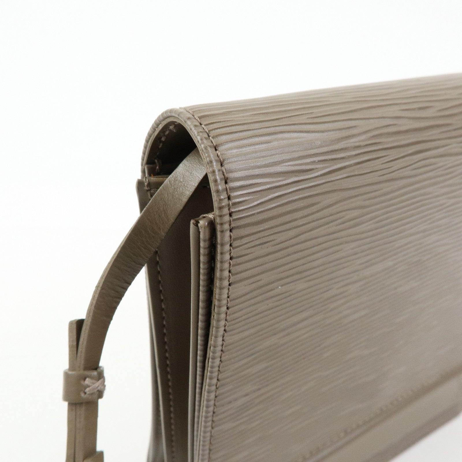Louis Vuitton Epi Leather Biarritz PM Shoulder Bag Pepper M5293B