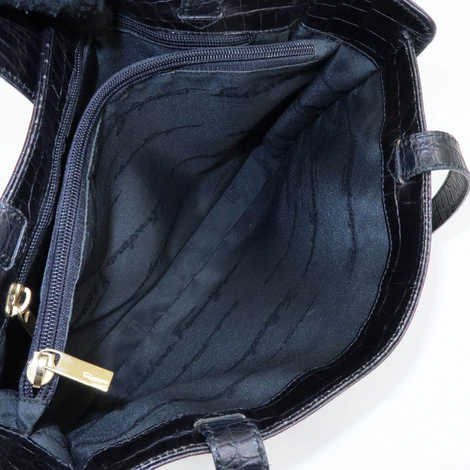 Ferragamo Vara Embossed Leather Tote Bag Shoulder Bag Black