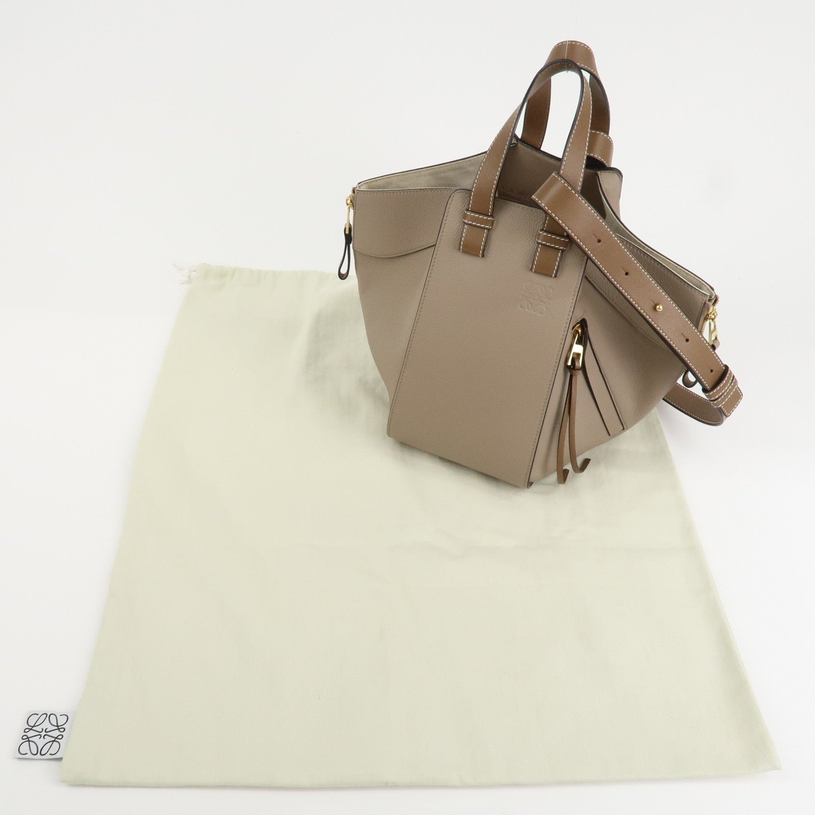 LOEWE Anagram Leather Hammock Small Shoulder Bag Greige Used