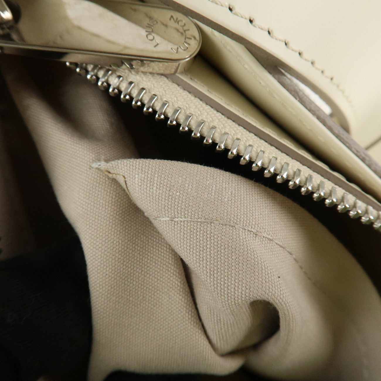 Louis Vuitton Epi Leather Turenne GM Hand Bag Ivoire M5927J Used