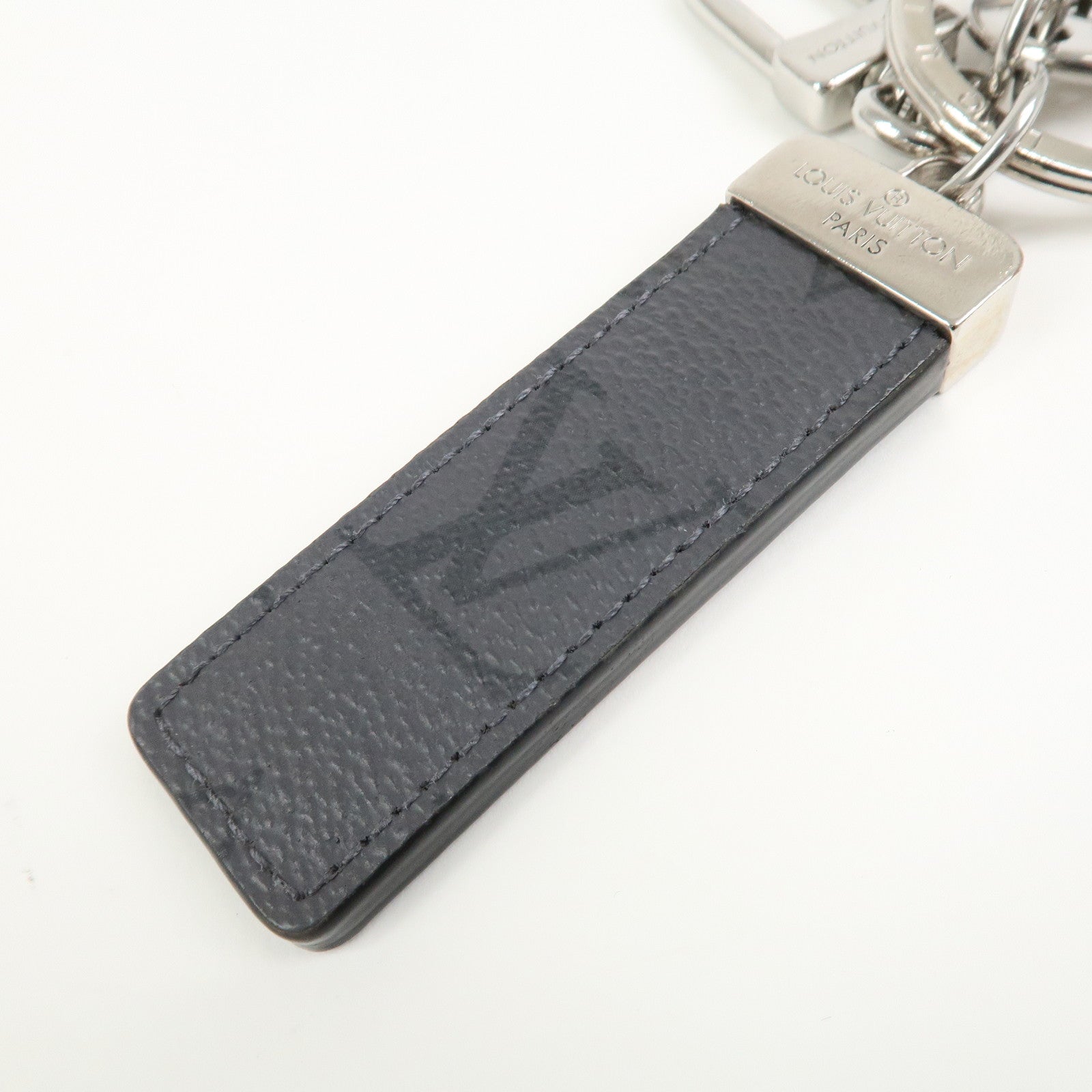 Louis Vuitton Monogram Eclipse Reverse Neo LV Club Bag Charm M01526