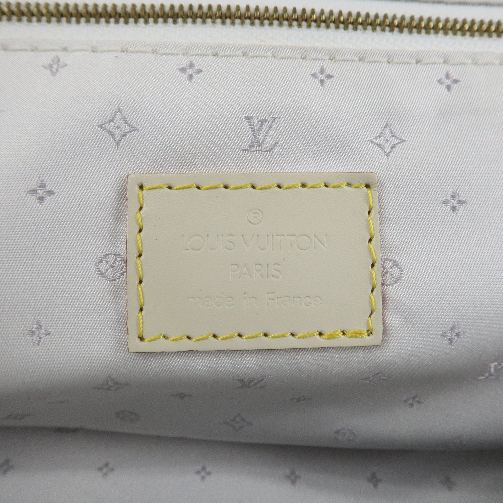 Louis Vuitton Suhari Leather PM Blanc Ivory Gold Hardware M91811 Used