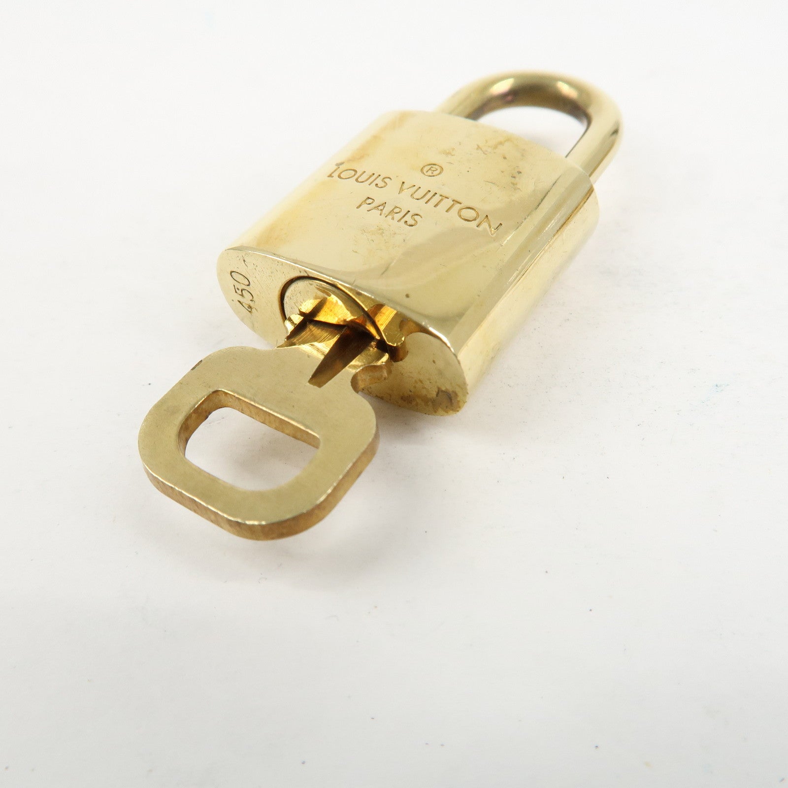 Louis Vuitton Set of 10 Lock & Key Cadena Key Lock Metal Gold