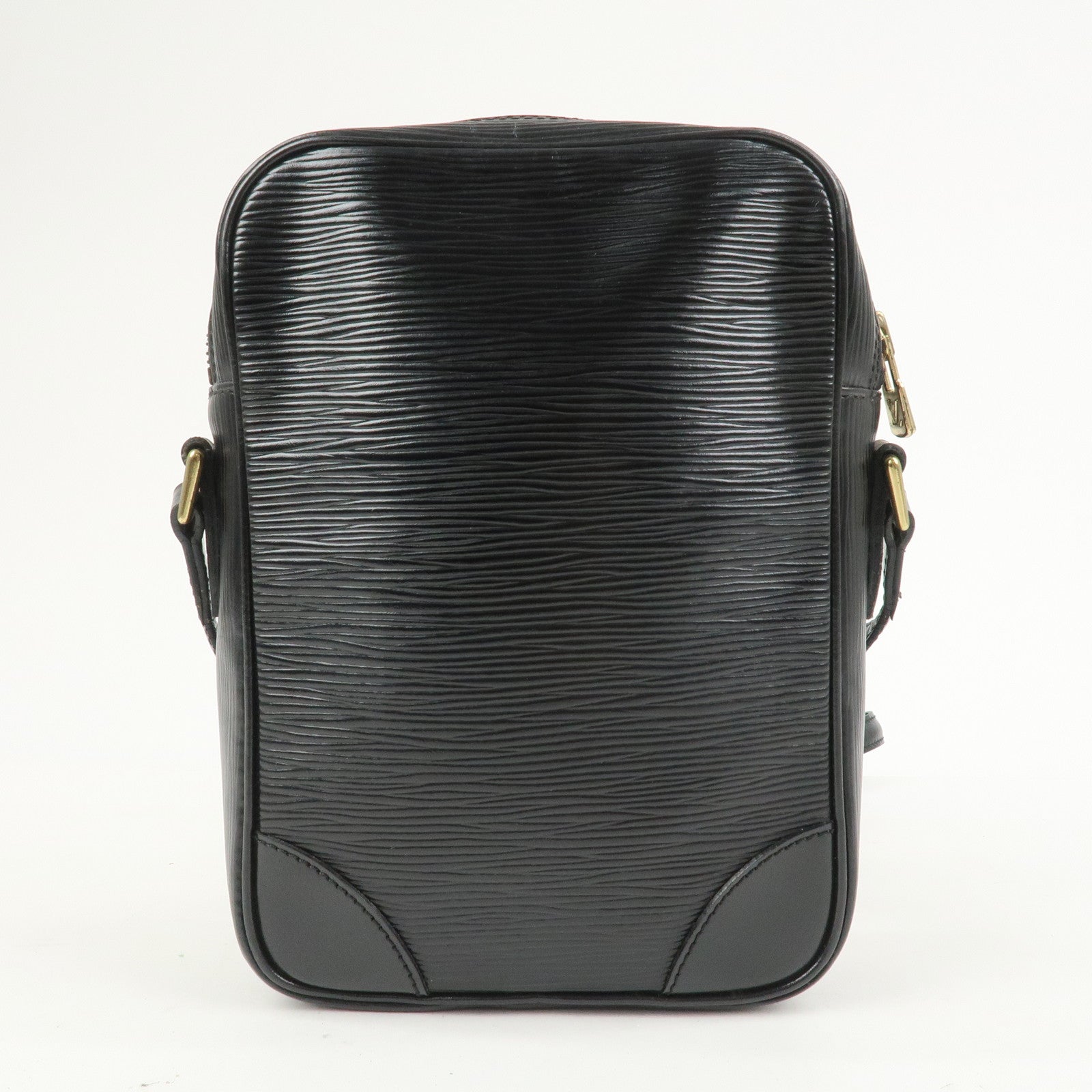 Louis Vuitton Epi Danube Shoulder Bag Crossbody Bag Noir M45632