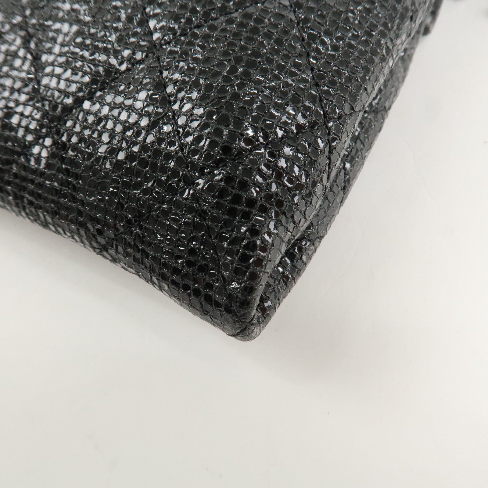 CHANEL Matelasse Leather Chain Shoulder Bag Black Silver Used