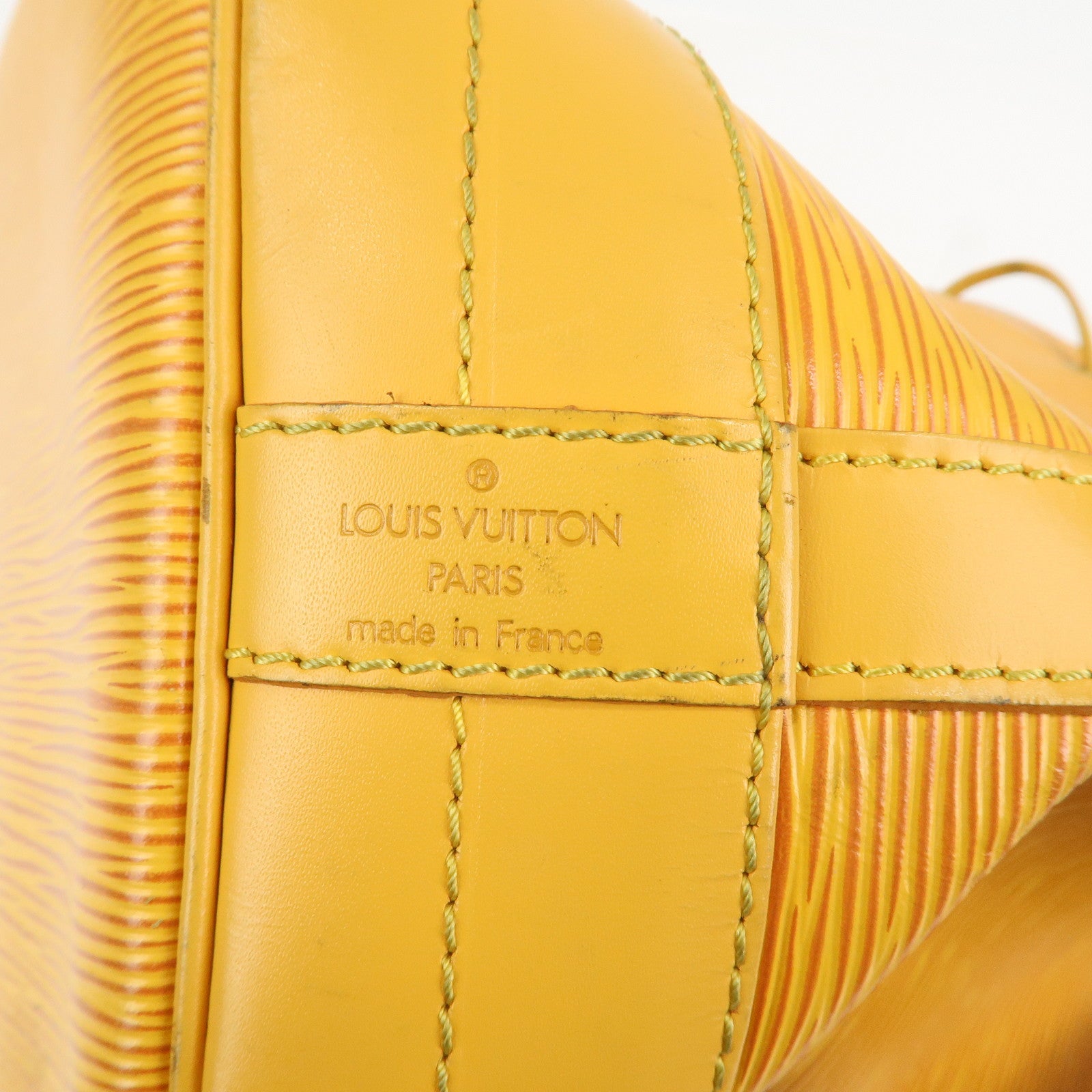 Louis Vuitton Epi Leather Noe Shoulder Bag Tassili Yellow M44009