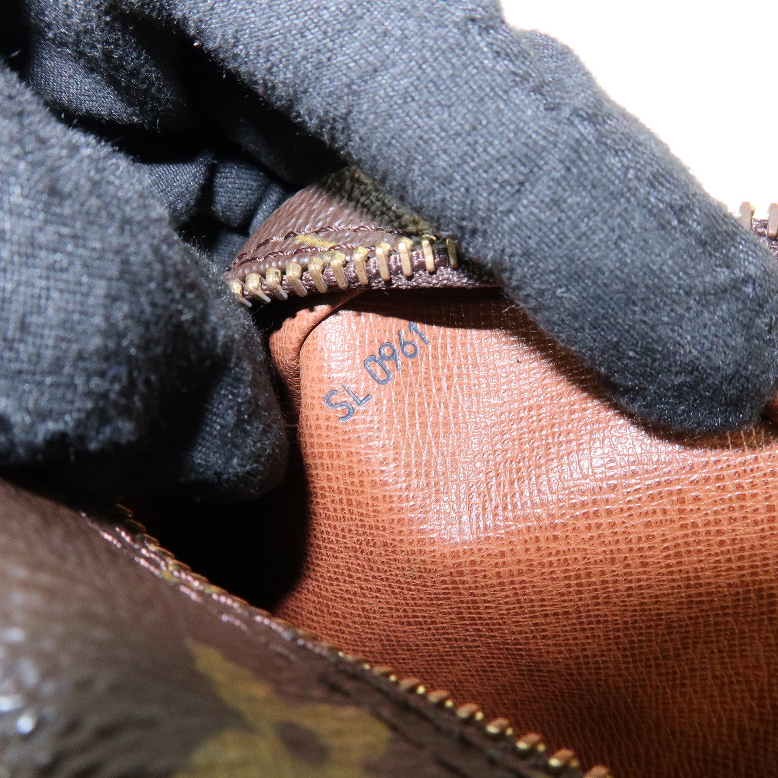 Louis Vuitton Monogram Compiegne 28 Pouch Clutch Bag Brown M51845