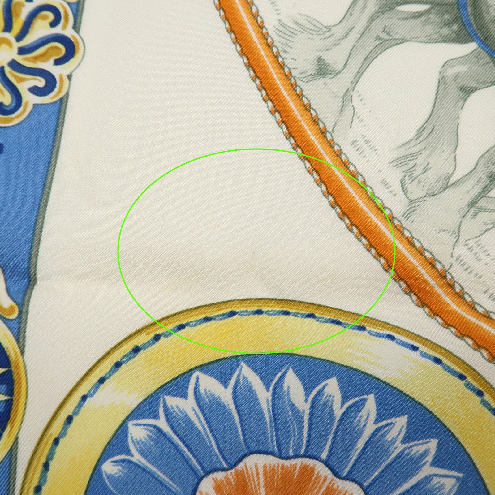 HERMES Carre 90 Silk 100% Scarf CHEVAUX DE TRAIT Ivory Multicolor