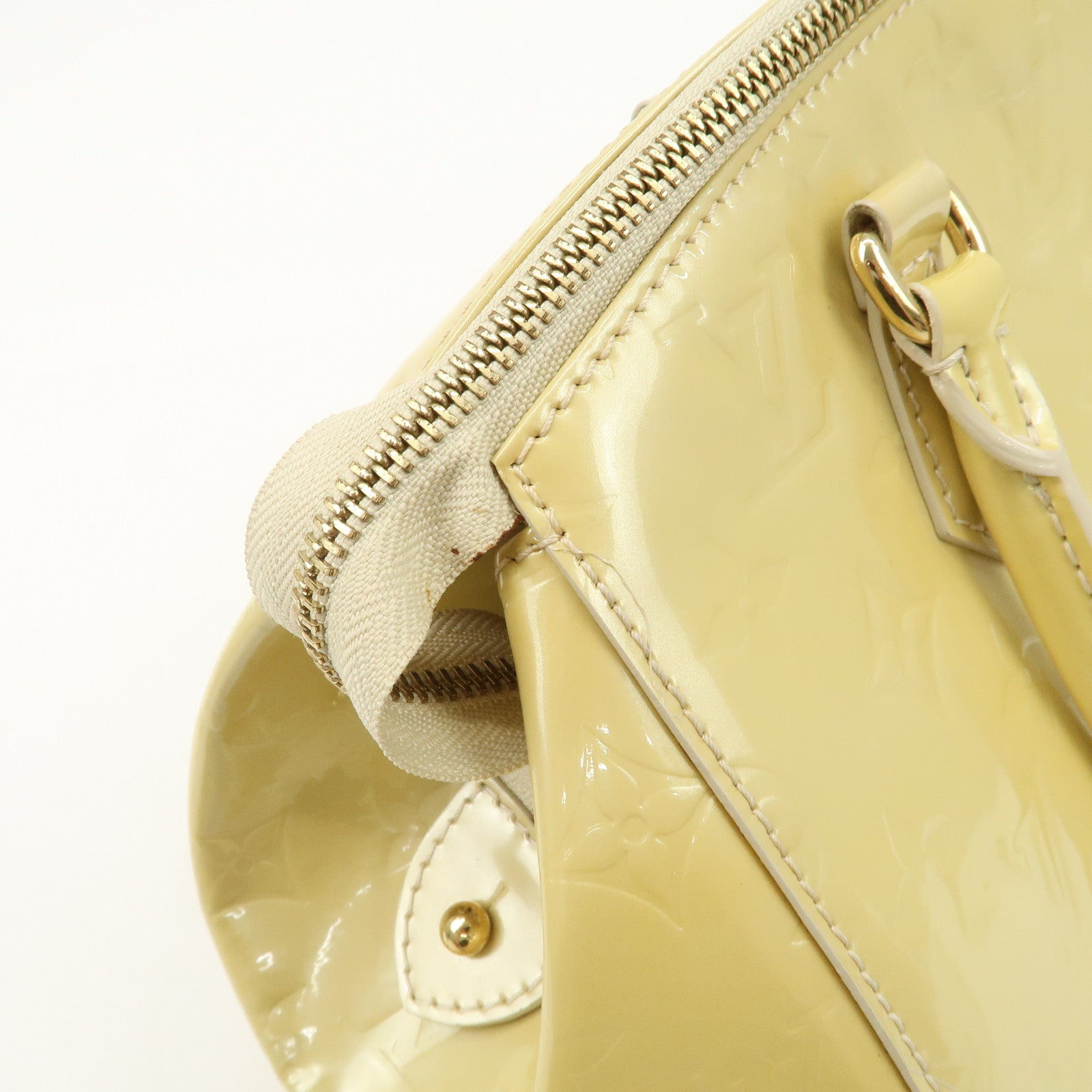 Louis Vuitton Monogram Vernis Leather Sherwood GM Blanc M91487 Used