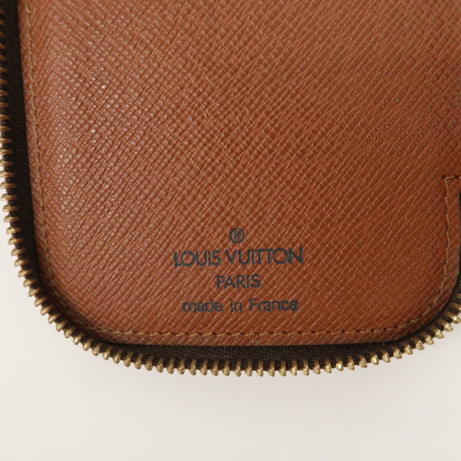 Louis Vuitton Monogram Pochette Cles 6 Key Case Key Holder M62610