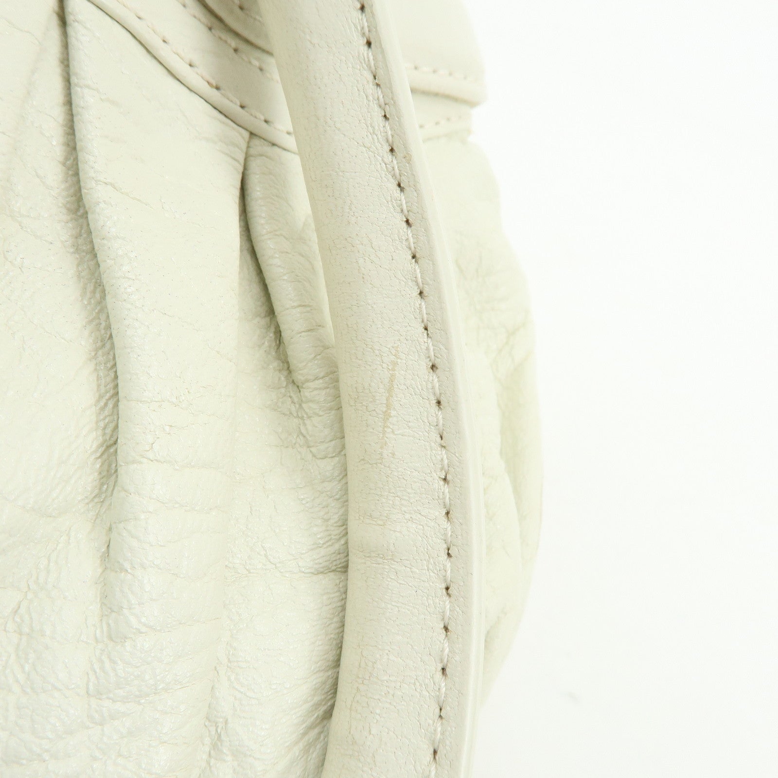 Ferragamo Gancini Leather Shoulder Bag Hand Bag White