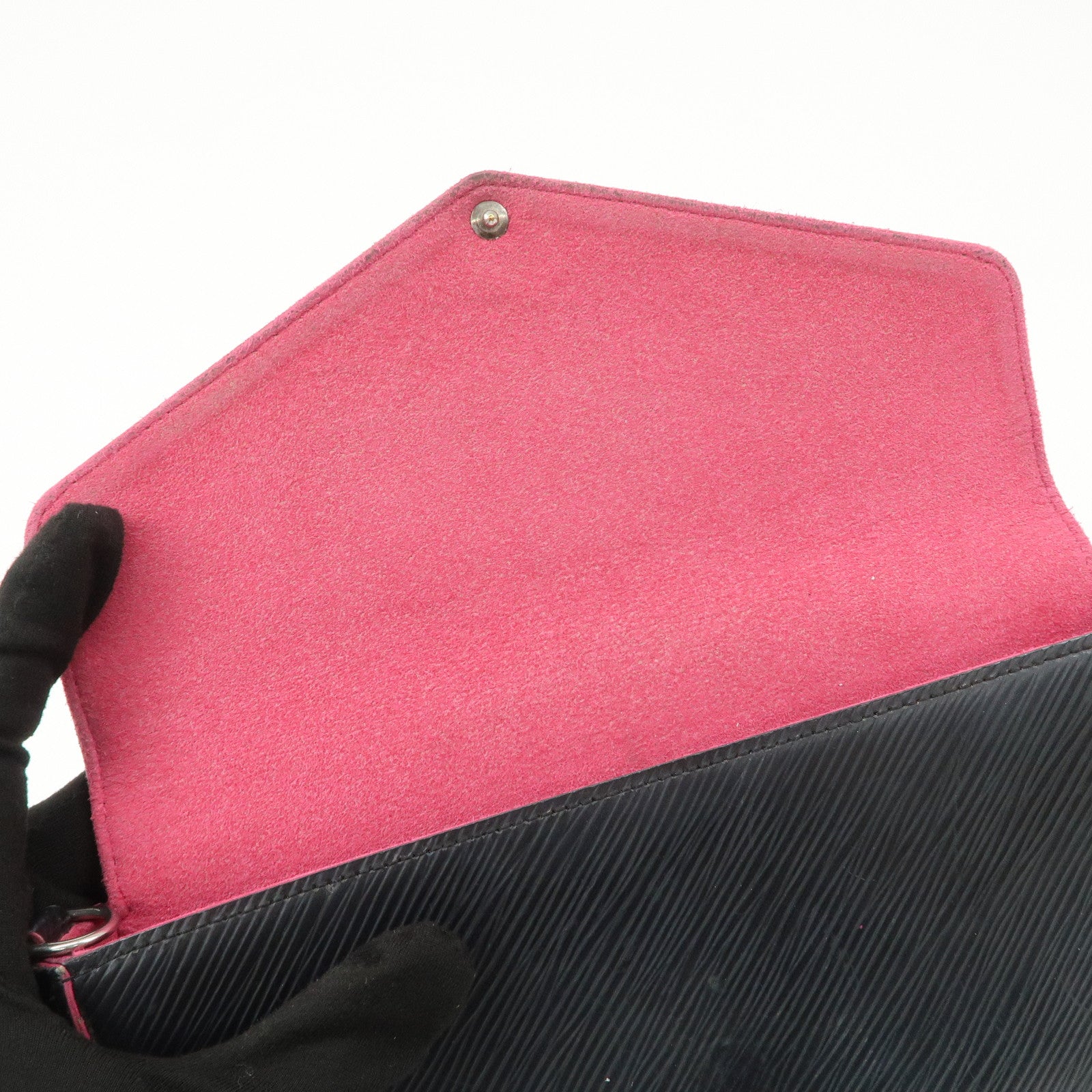 Louis Vuitton Epi Pochette Felicie Shoulder Bag Noir Pink M64579