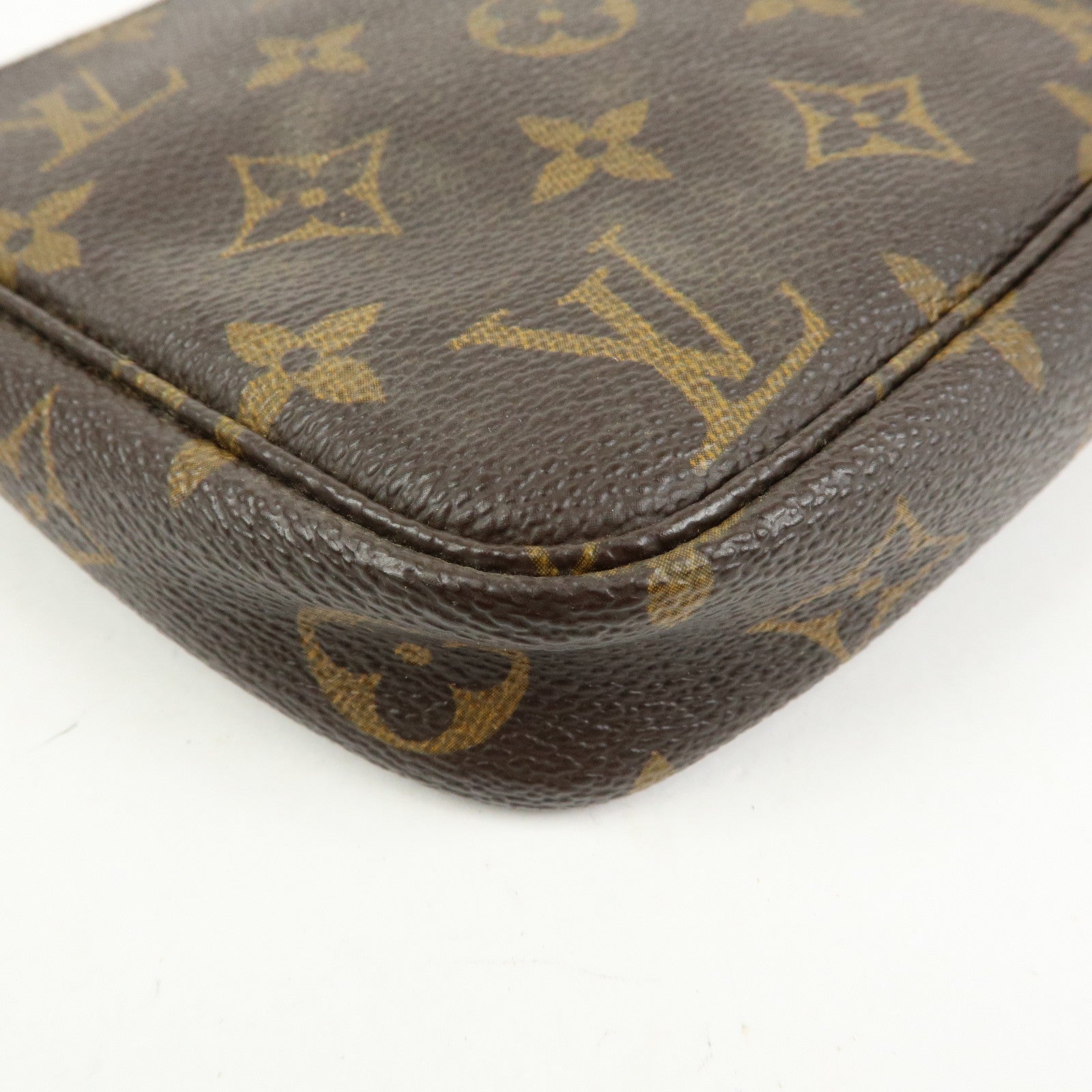 Louis Vuitton Monogram Pochette Accessoires Pouch Hand Bag M51980