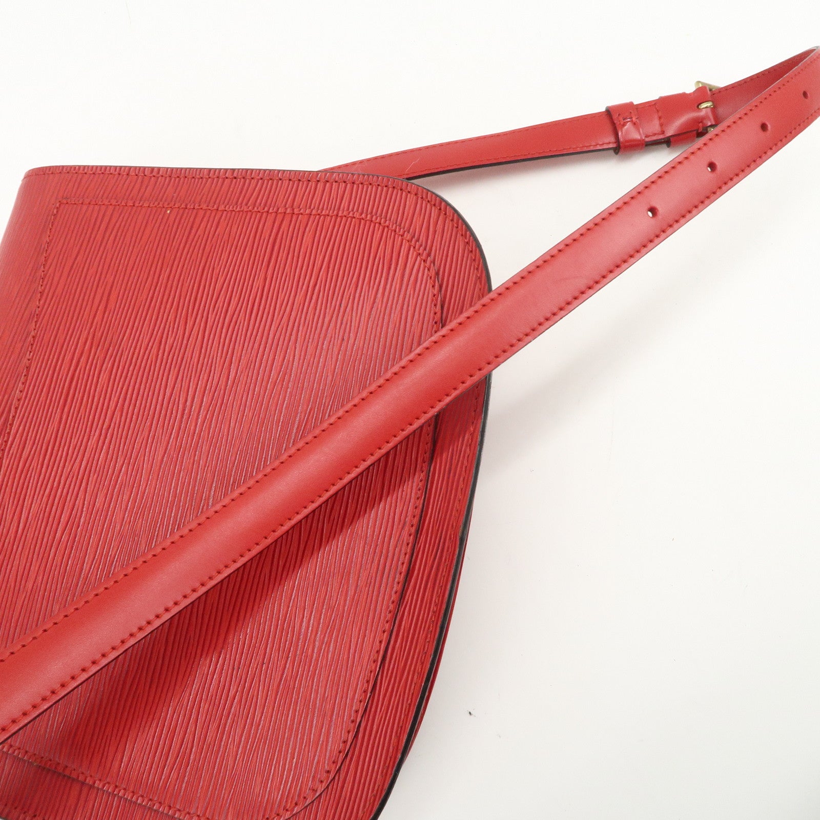 Louis Vuitton Epi Saint Cloud Shoulder Bag Crossbody Bag Red M52197