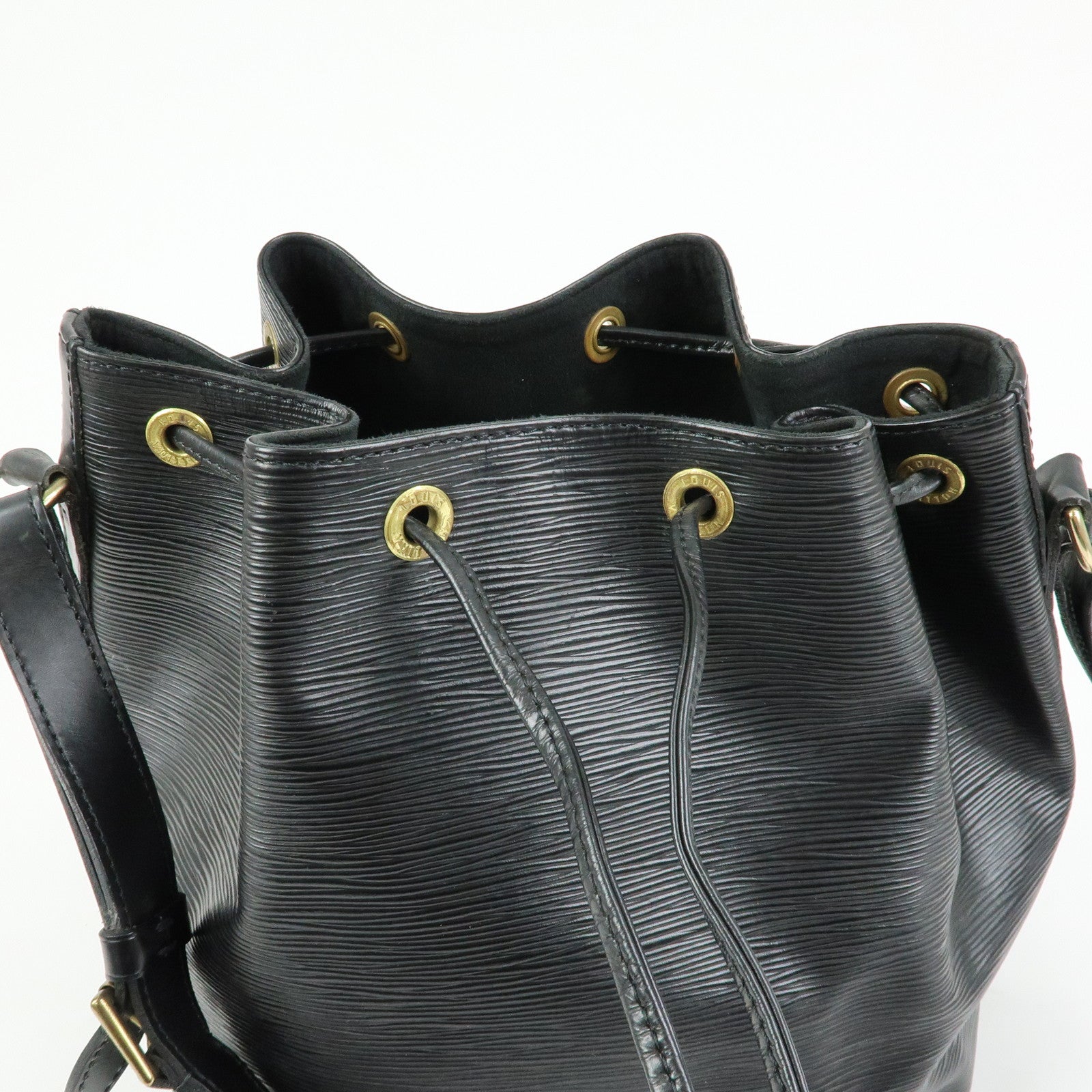 Louis Vuitton Epi Petit Noe Shoulder Bag Noir Black M59012