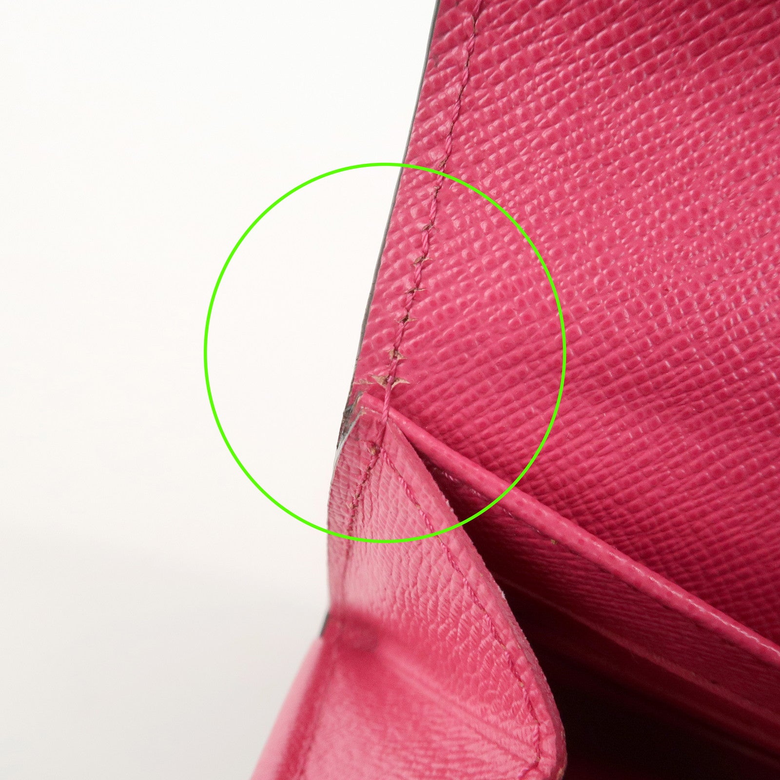 Louis Vuitton Epi Portefeuille Sarah Long Wallet Fuchsia M60580